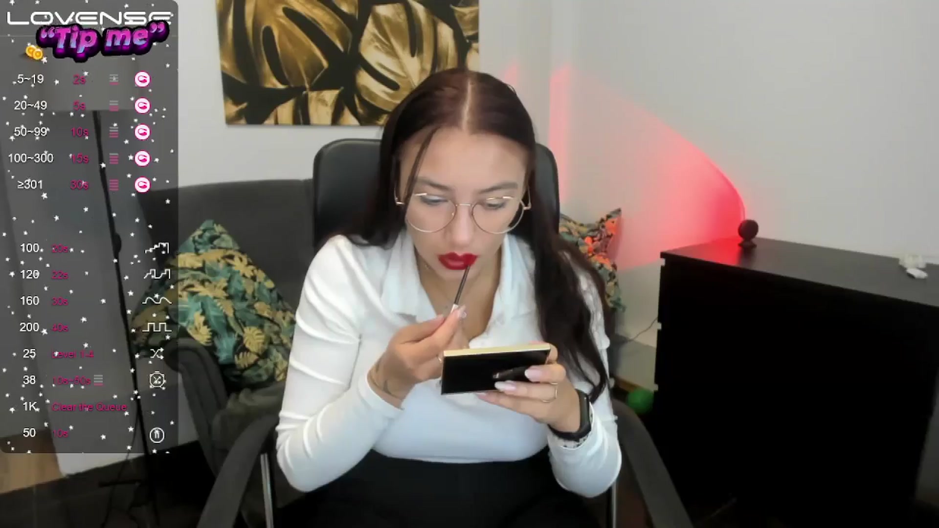 Gallery image thumbnail from SunfLowerr's myfreecams stream on, 10/13/2024, 12:48 image 15 of 20