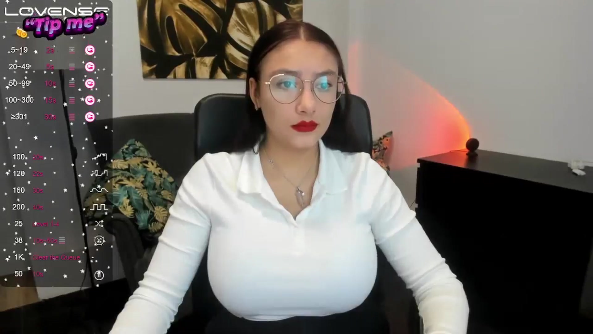 Gallery image thumbnail from SunfLowerr's myfreecams stream on, 10/13/2024, 12:48 image 19 of 20