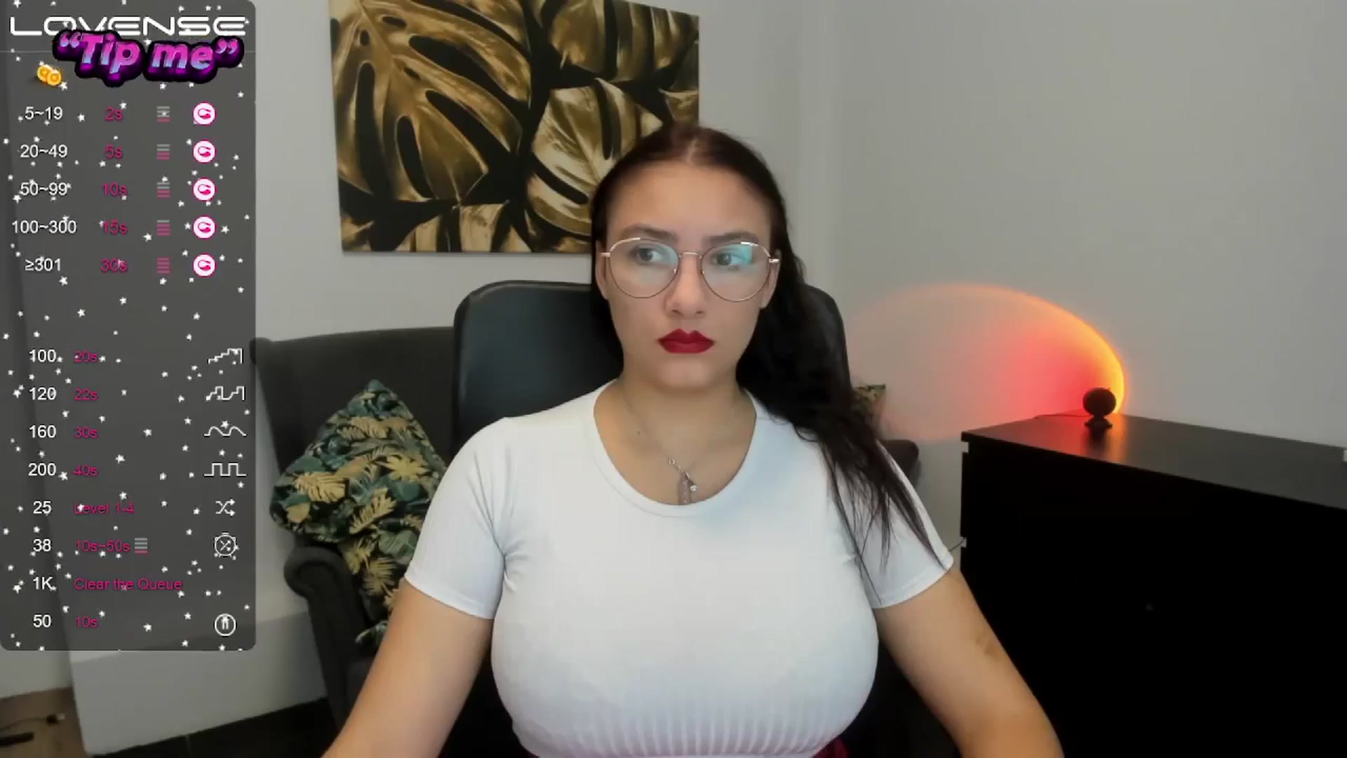 Gallery image thumbnail from SunfLowerr's myfreecams stream on, 10/17/2024, 13:18 image 12 of 20
