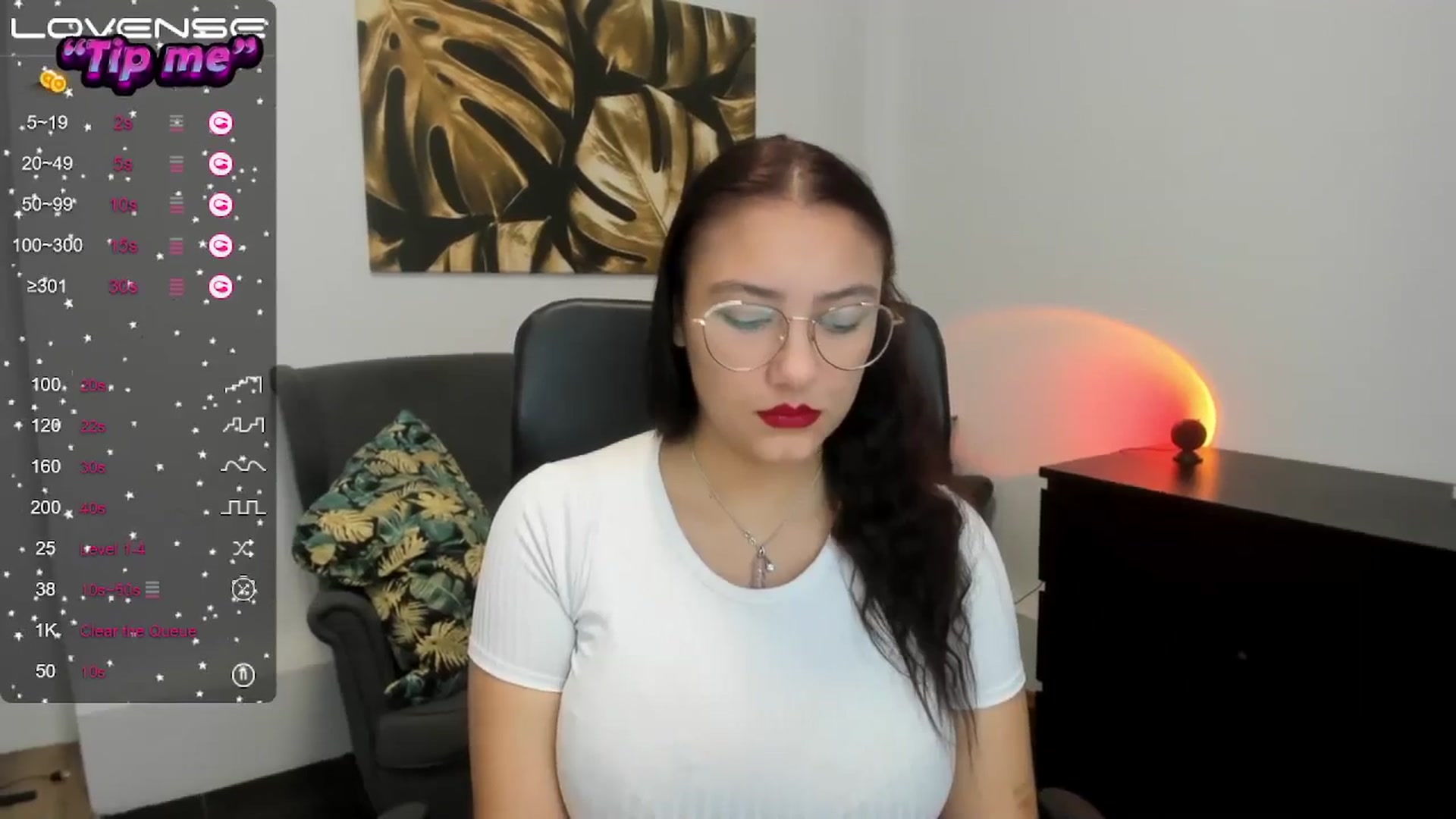 Gallery image thumbnail from SunfLowerr's myfreecams stream on, 10/17/2024, 13:18 image 18 of 20