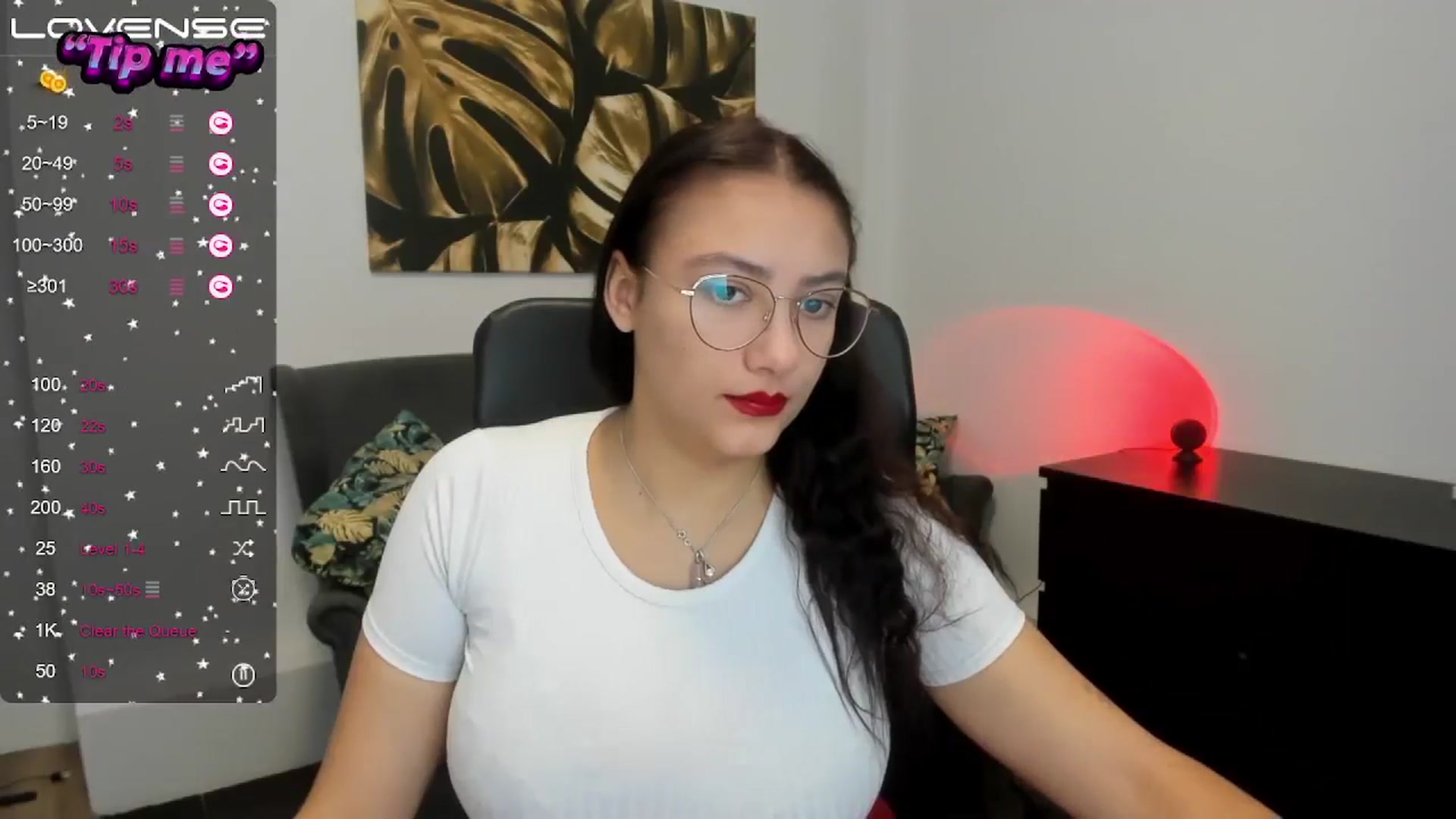 Gallery image thumbnail from SunfLowerr's myfreecams stream on, 10/17/2024, 13:18 image 13 of 20