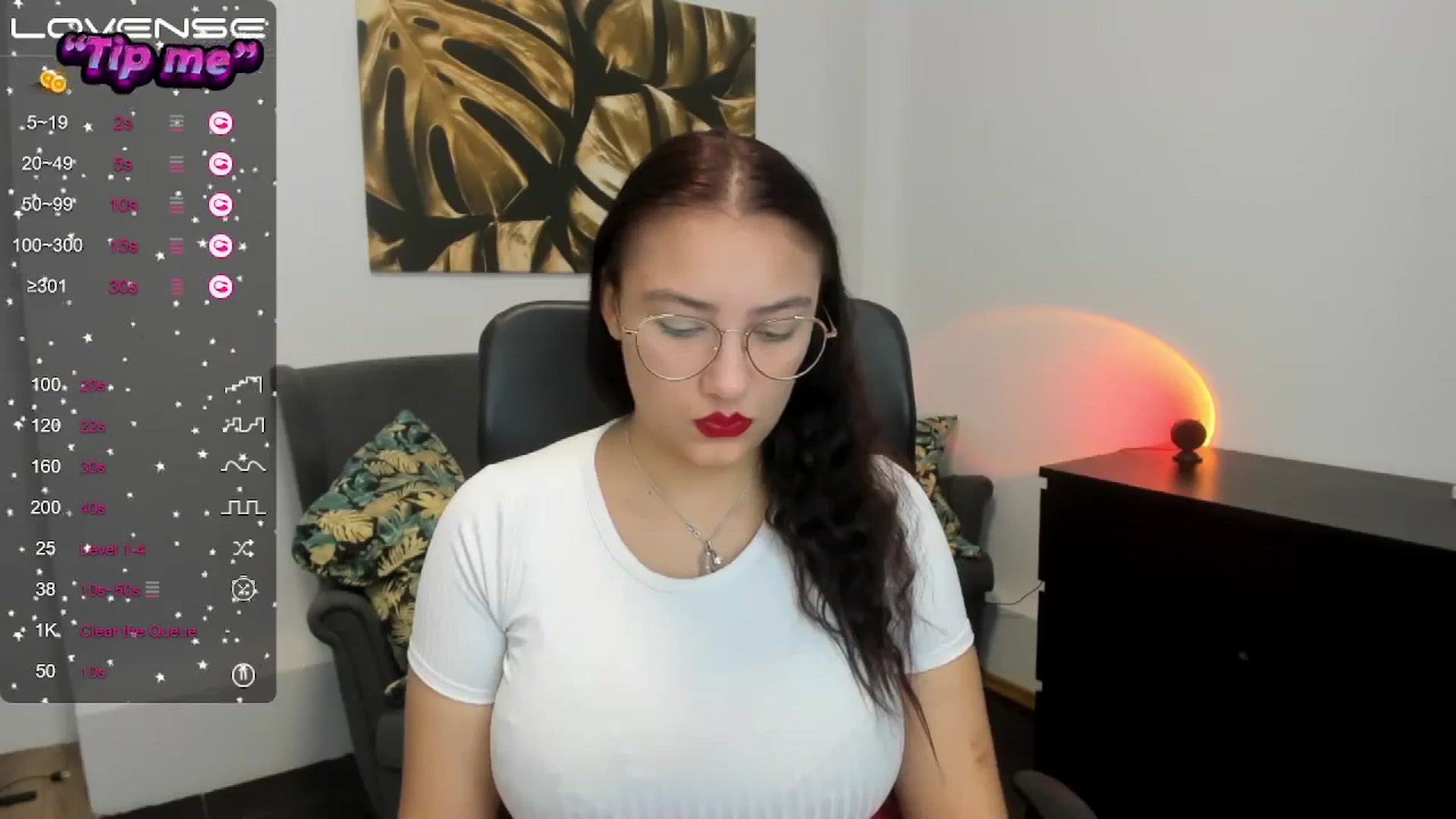 Gallery image thumbnail from SunfLowerr's myfreecams stream on, 10/17/2024, 13:18 image 14 of 20