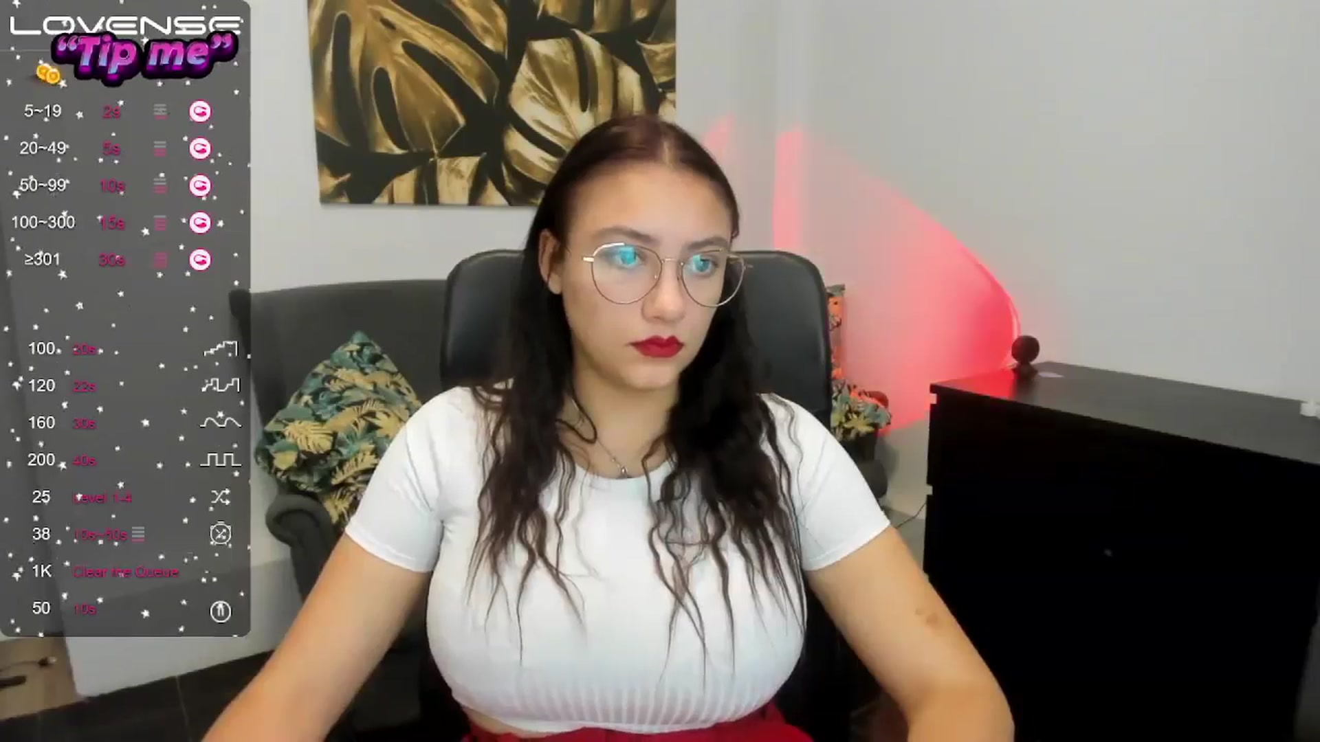 Gallery image thumbnail from SunfLowerr's myfreecams stream on, 10/17/2024, 16:39 image 18 of 20