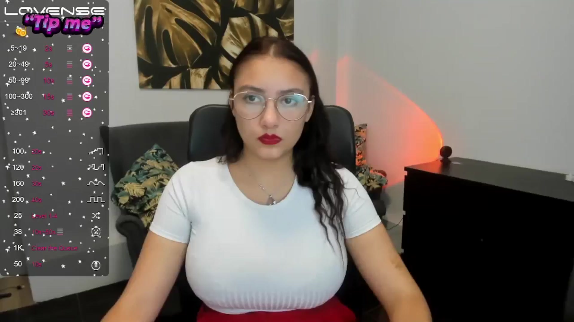 Gallery image thumbnail from SunfLowerr's myfreecams stream on, 10/17/2024, 17:16 image 4 of 20