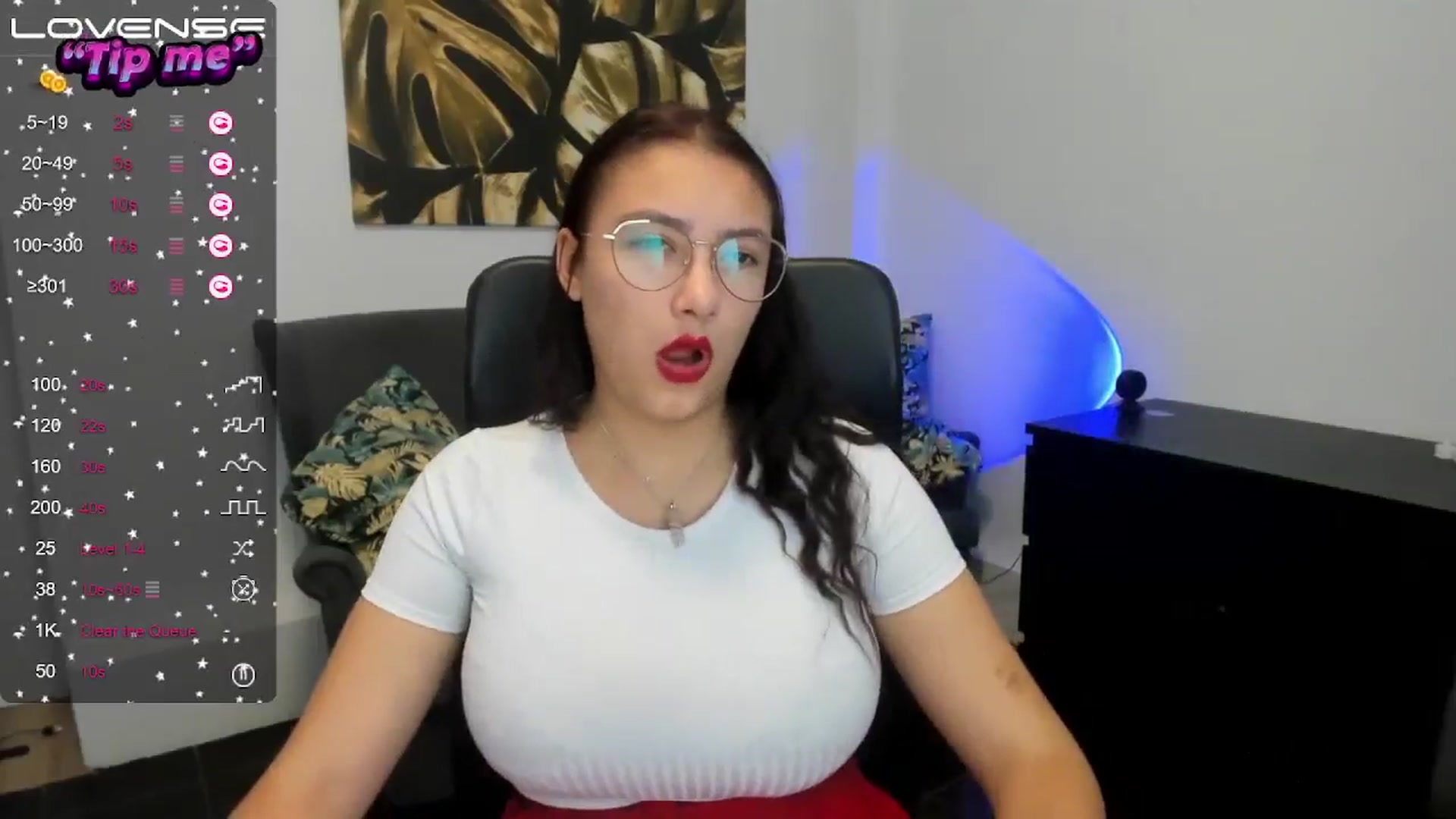 Gallery image thumbnail from SunfLowerr's myfreecams stream on, 10/17/2024, 17:16 image 8 of 20