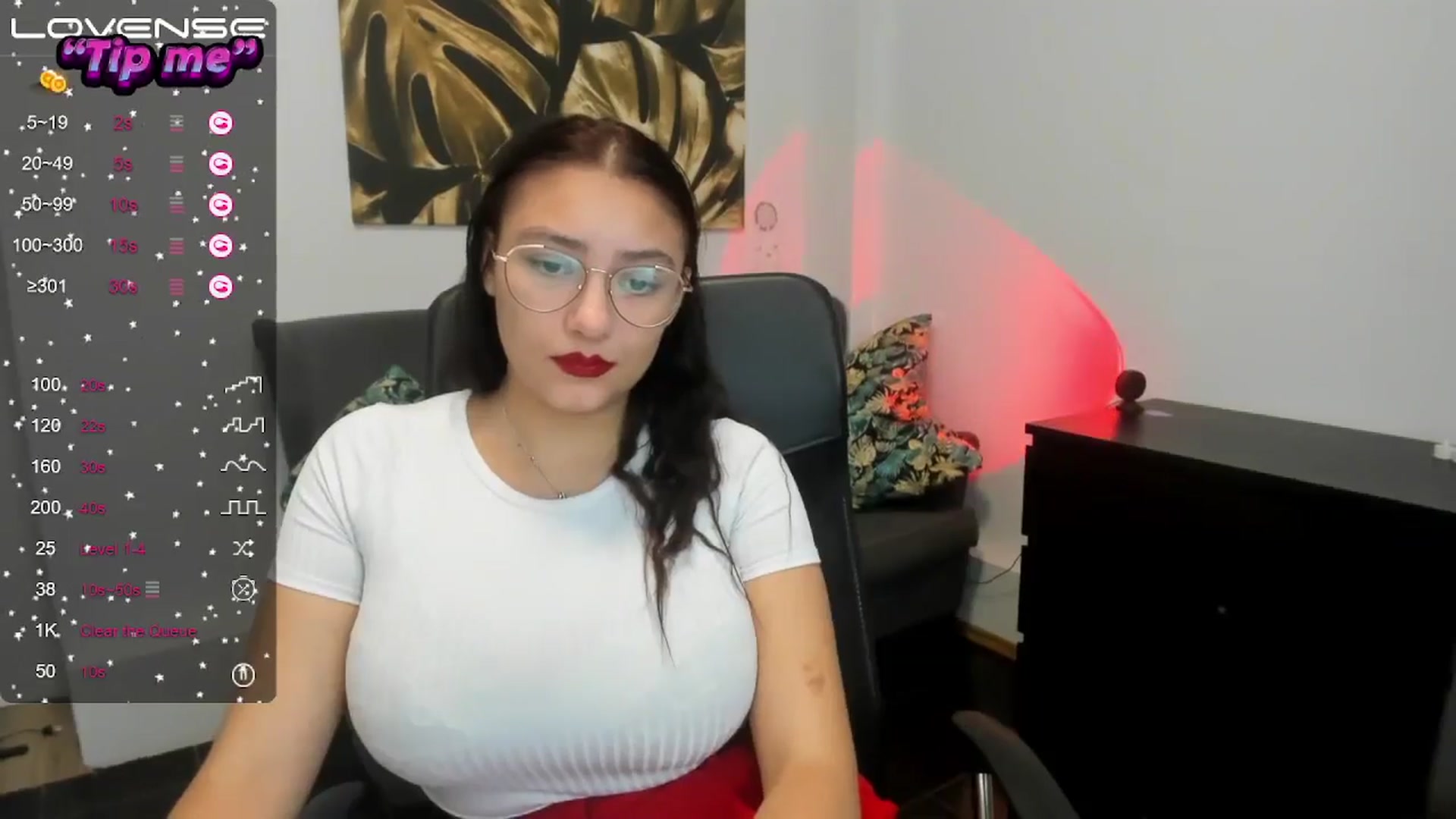 Gallery image thumbnail from SunfLowerr's myfreecams stream on, 10/17/2024, 18:45 image 19 of 20