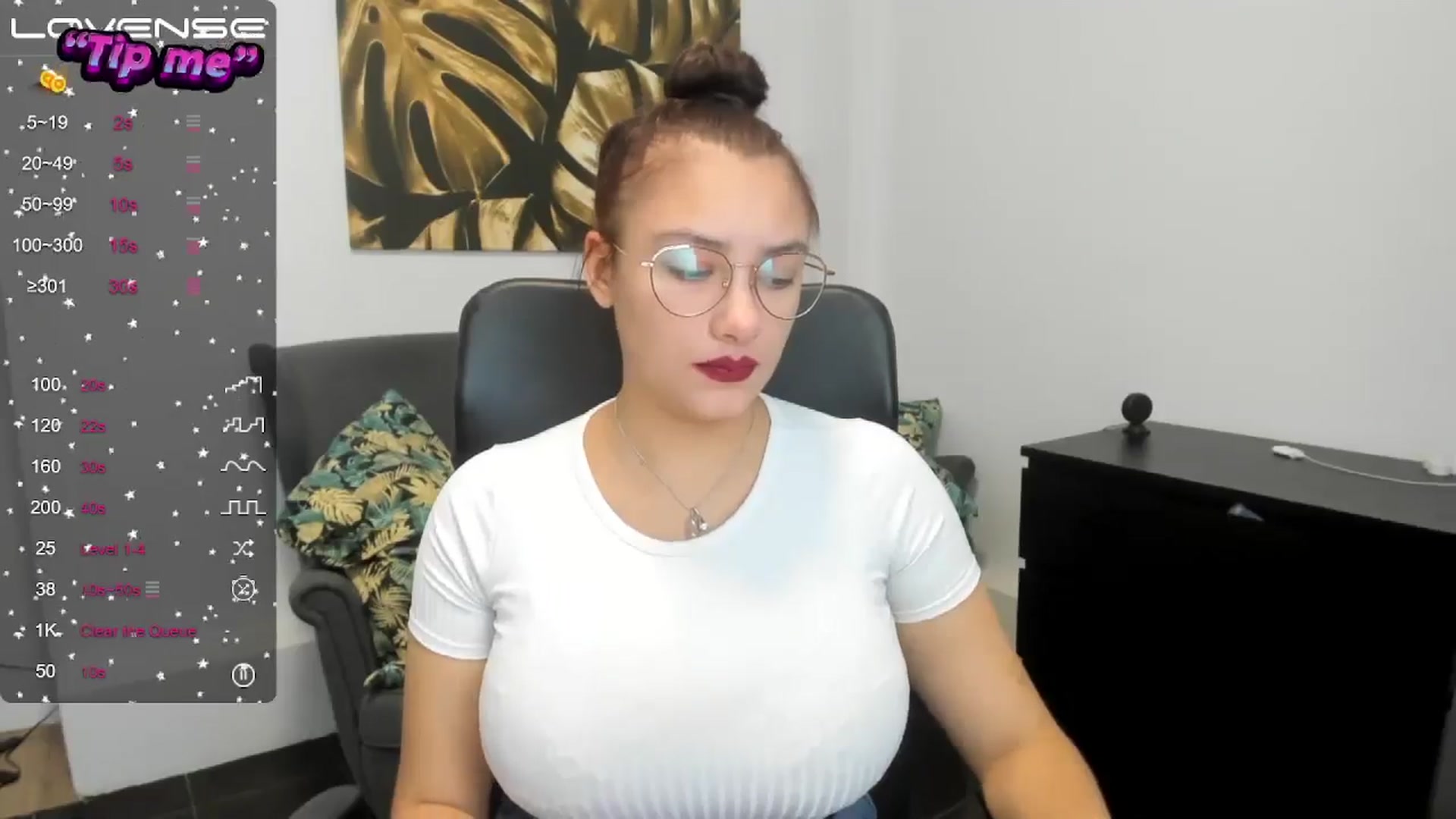 Gallery image thumbnail from SunfLowerr's myfreecams stream on, 10/18/2024, 16:11 image 20 of 20