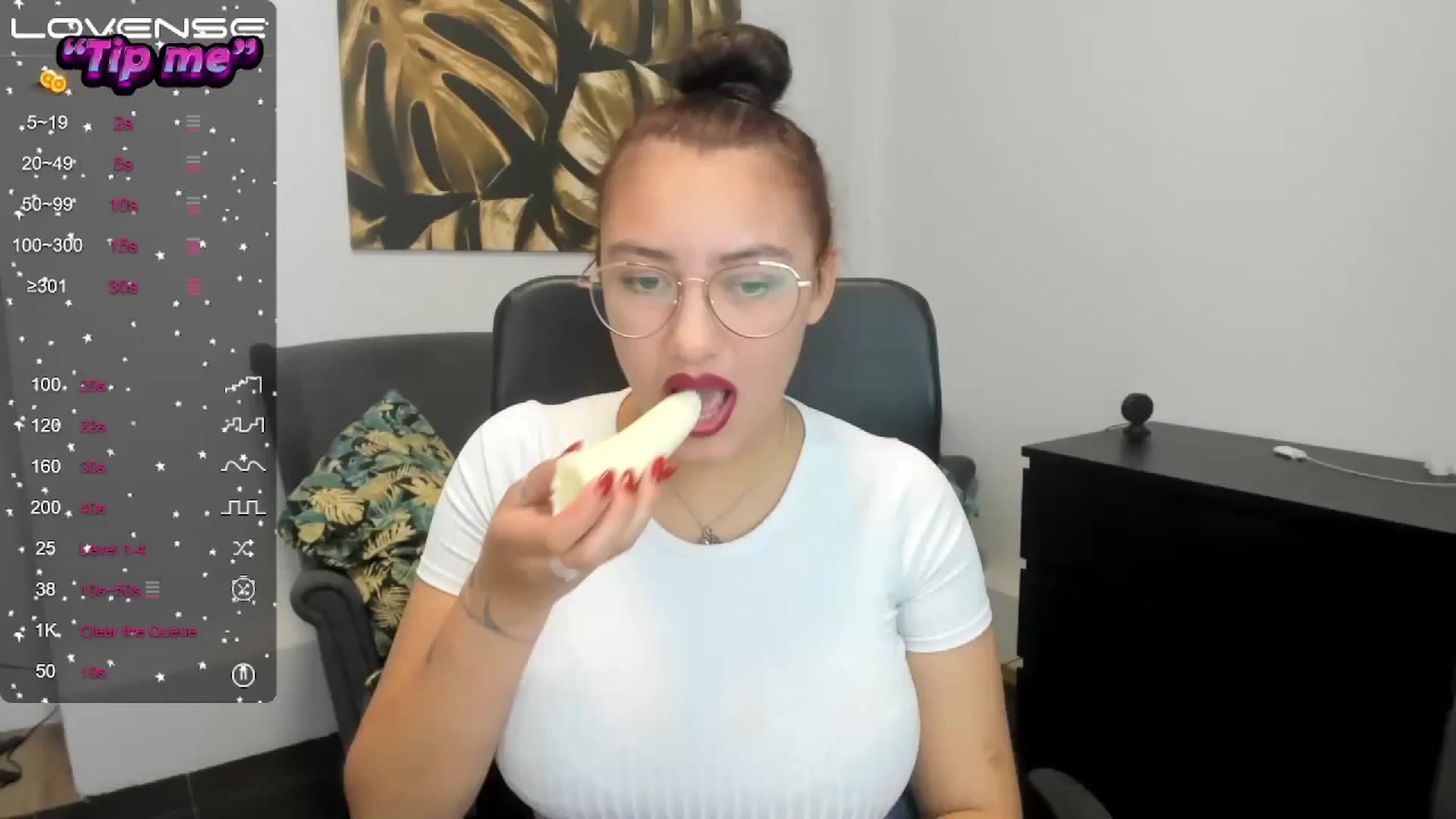 Gallery image thumbnail from SunfLowerr's myfreecams stream on, 10/18/2024, 17:18 image 16 of 20