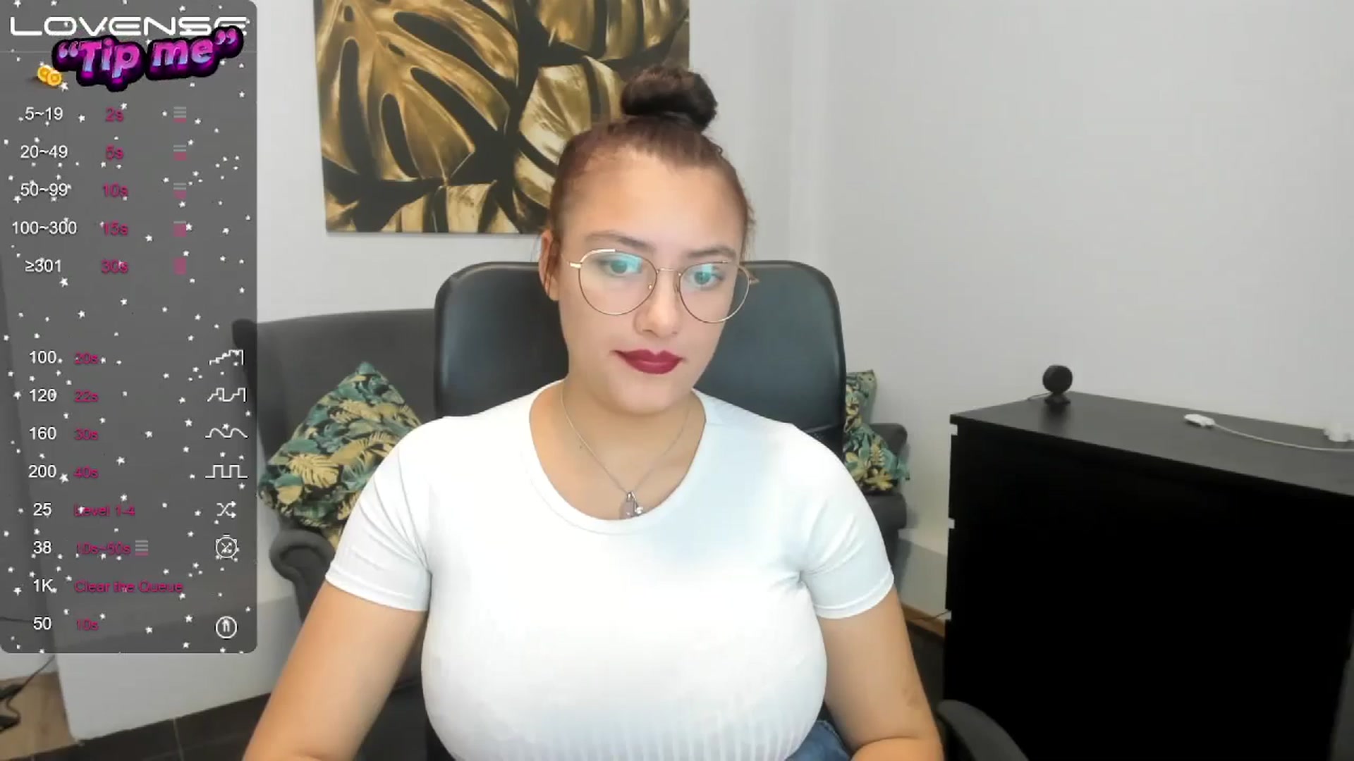 Gallery image thumbnail from SunfLowerr's myfreecams stream on, 10/18/2024, 17:18 image 20 of 20