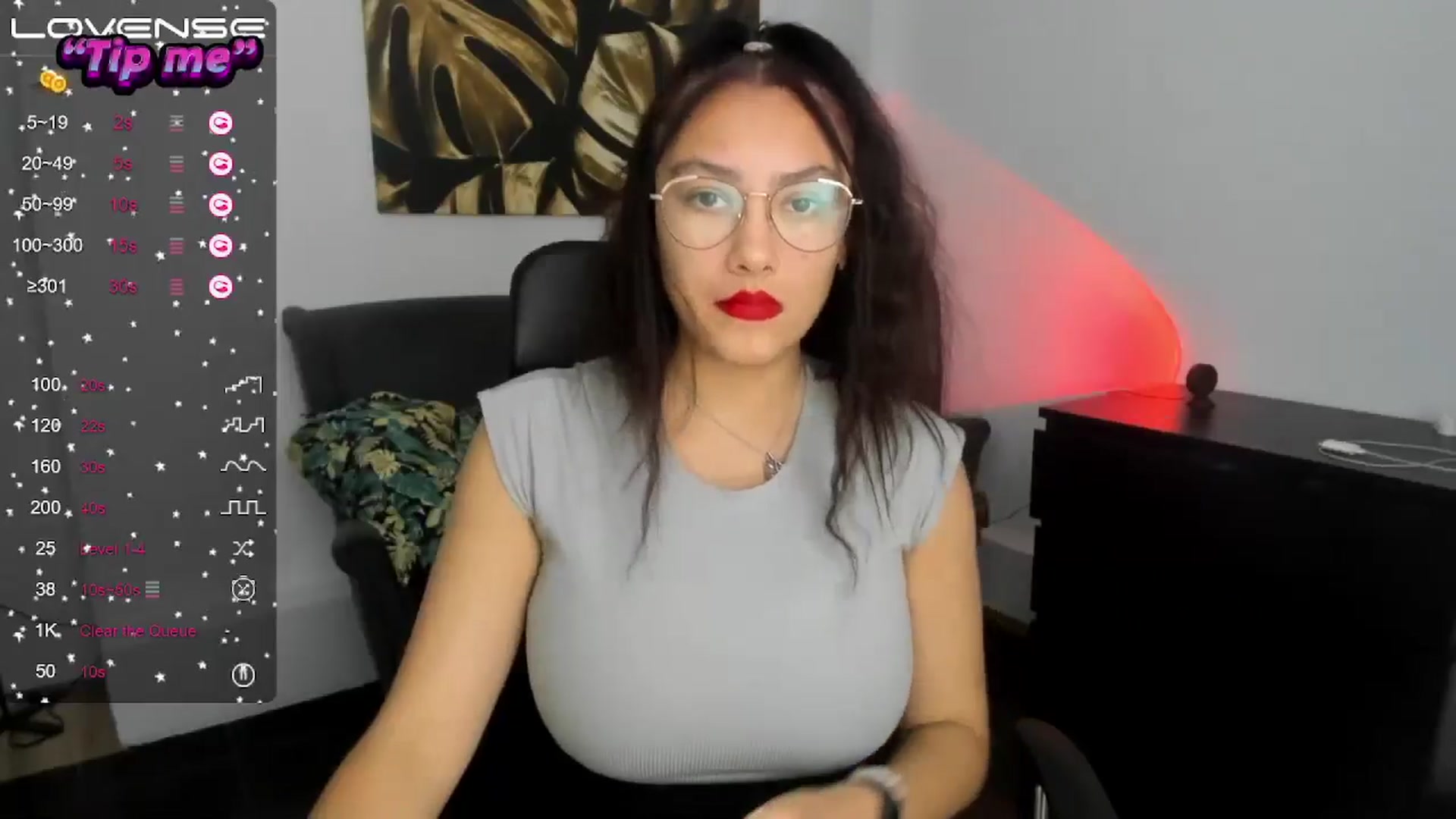 Gallery image thumbnail from SunfLowerr's myfreecams stream on, 10/19/2024, 13:30 image 12 of 20