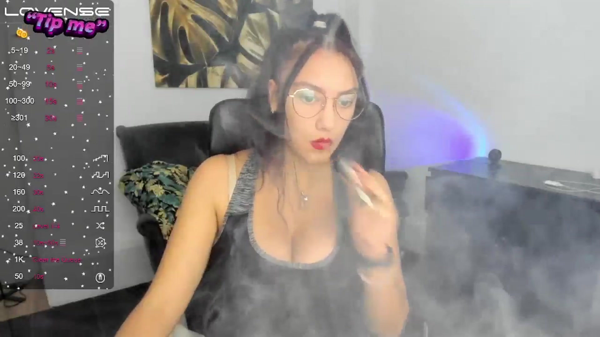 Gallery image thumbnail from SunfLowerr's myfreecams stream on, 10/19/2024, 14:11 image 14 of 20