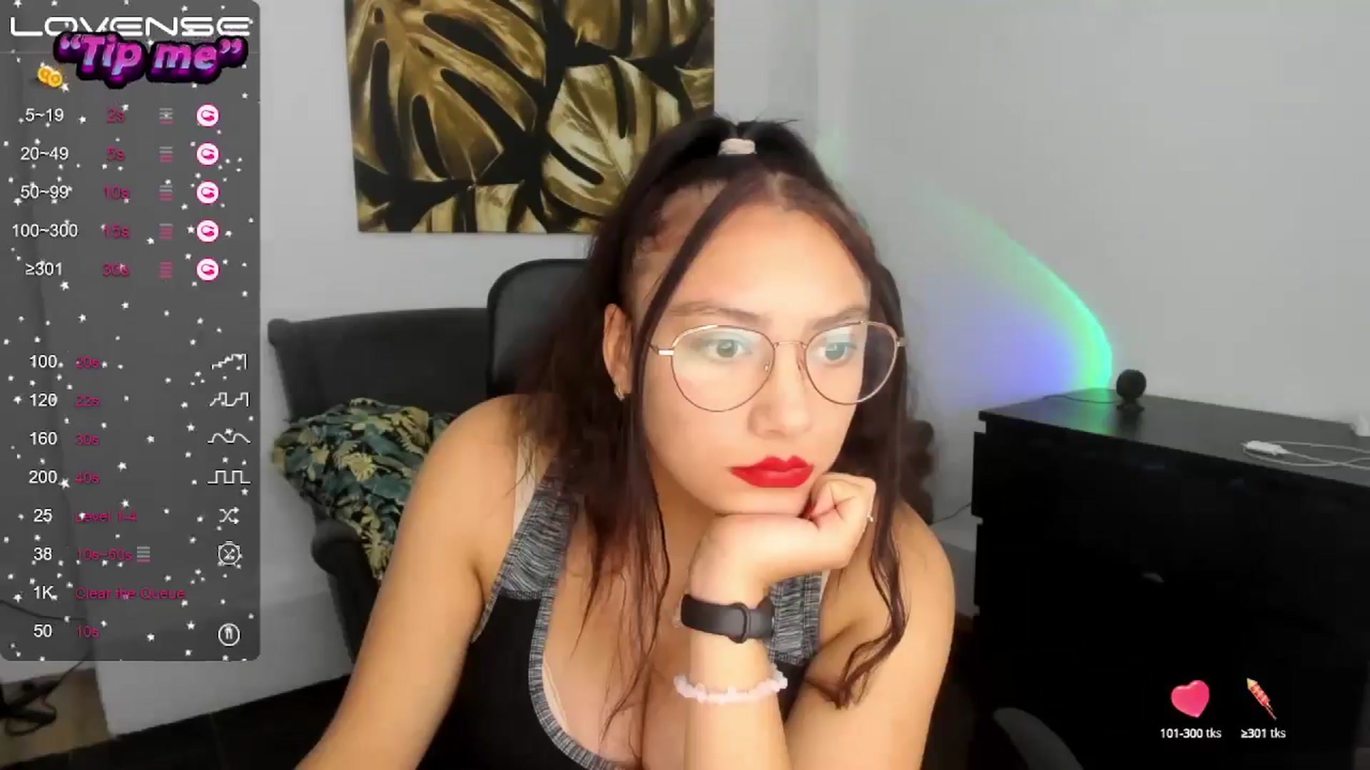 Gallery image thumbnail from SunfLowerr's myfreecams stream on, 10/19/2024, 15:53 image 8 of 20