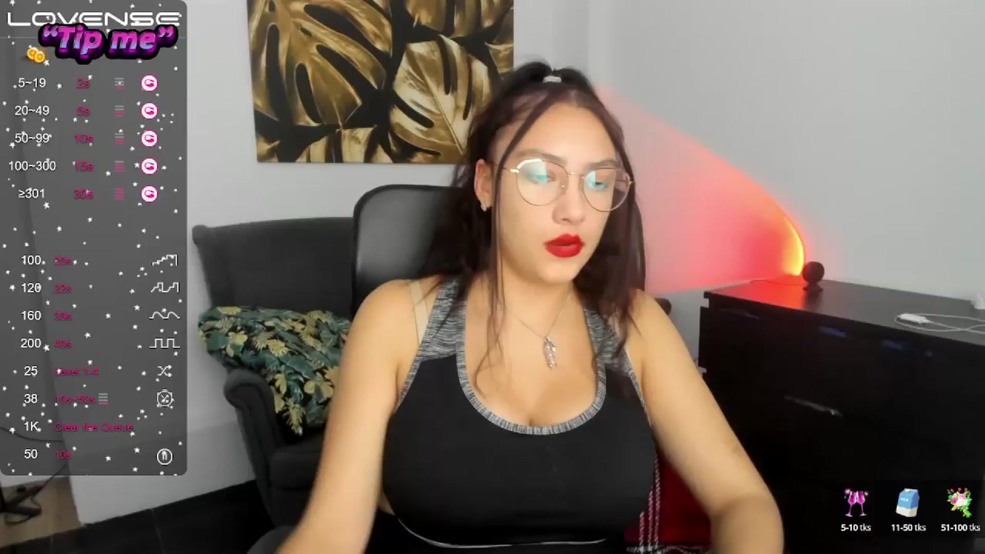 Gallery image thumbnail from SunfLowerr's myfreecams stream on, 10/19/2024, 18:53 image 2 of 20