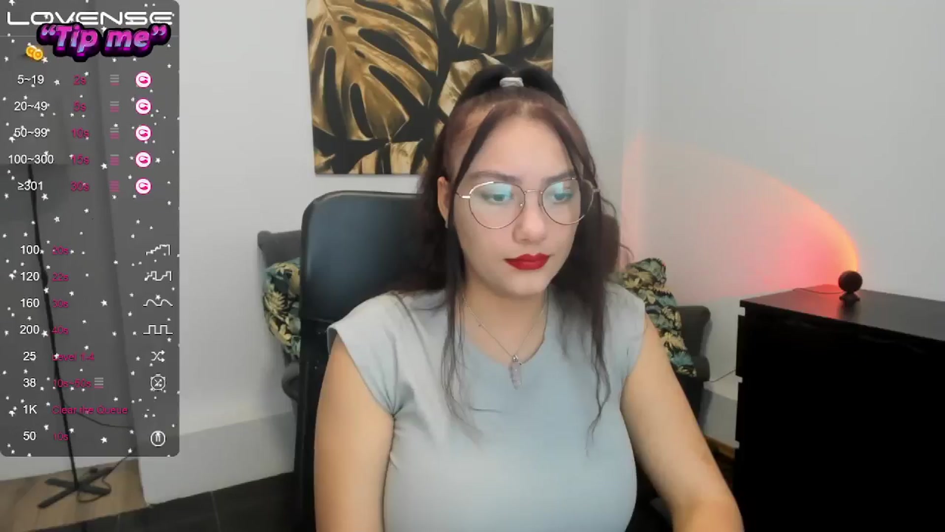Gallery image thumbnail from SunfLowerr's myfreecams stream on, 10/20/2024, 13:19 image 14 of 20