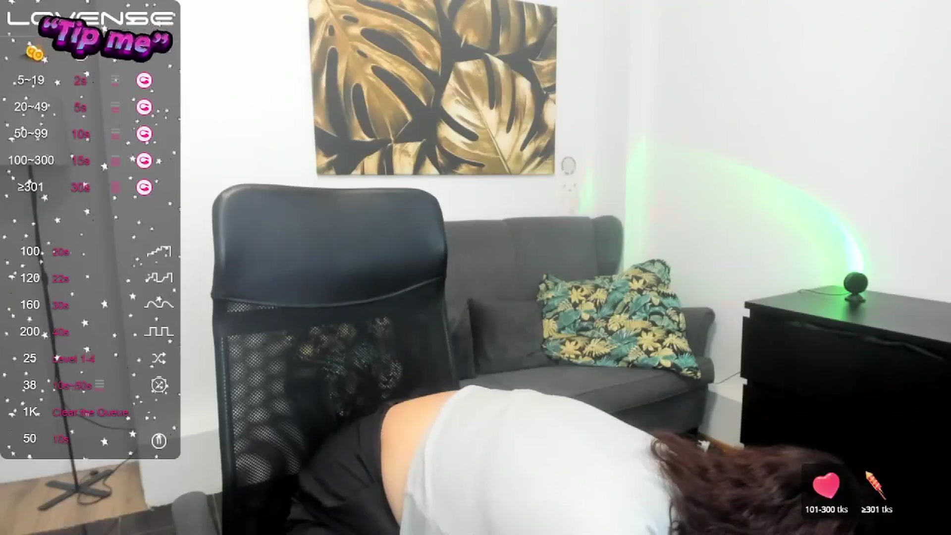 Gallery image thumbnail from SunfLowerr's myfreecams stream on, 10/20/2024, 14:03 image 19 of 20