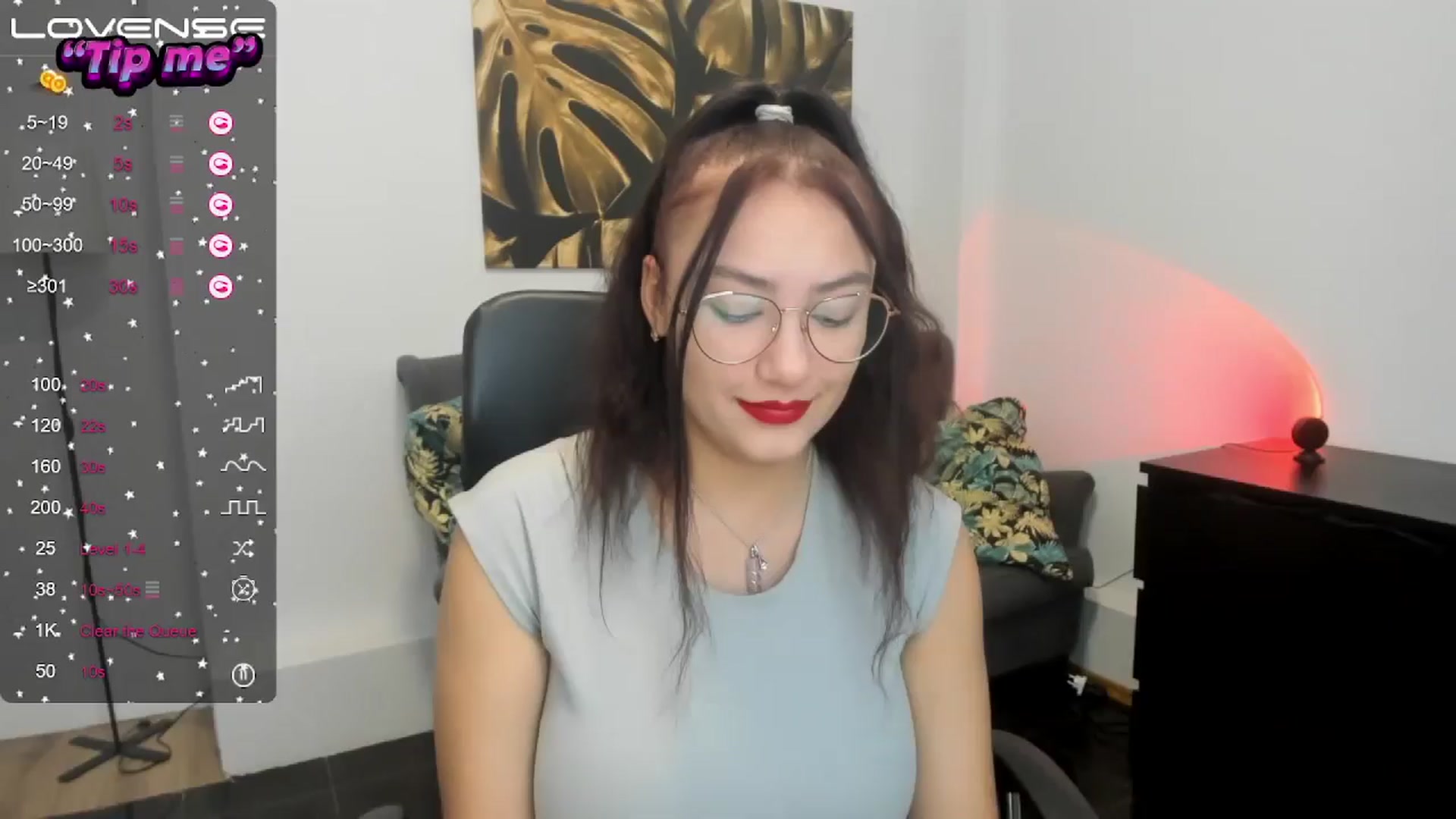 Gallery image thumbnail from SunfLowerr's myfreecams stream on, 10/20/2024, 14:03 image 2 of 20