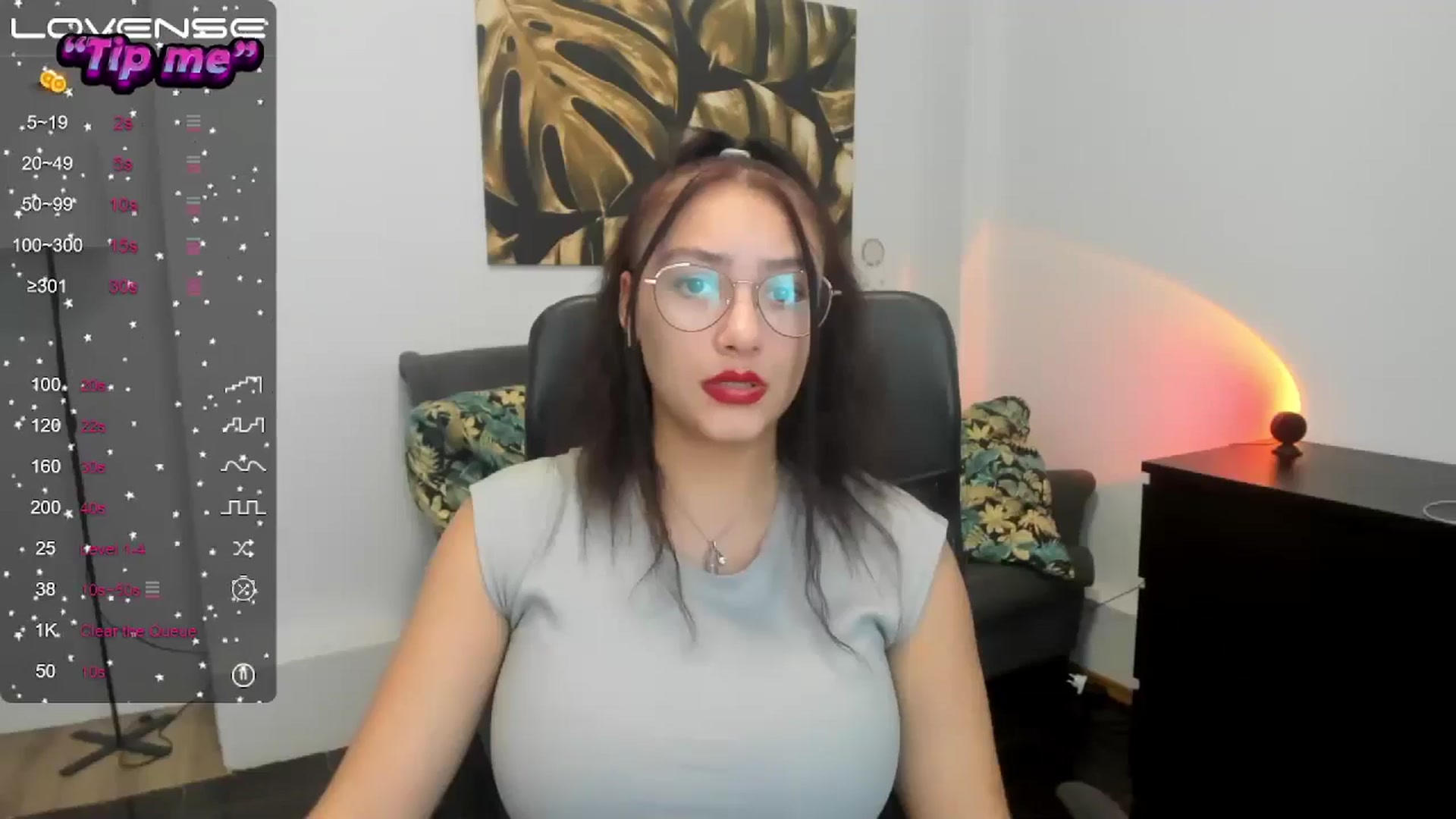 Gallery image thumbnail from SunfLowerr's myfreecams stream on, 10/20/2024, 18:45 image 8 of 20