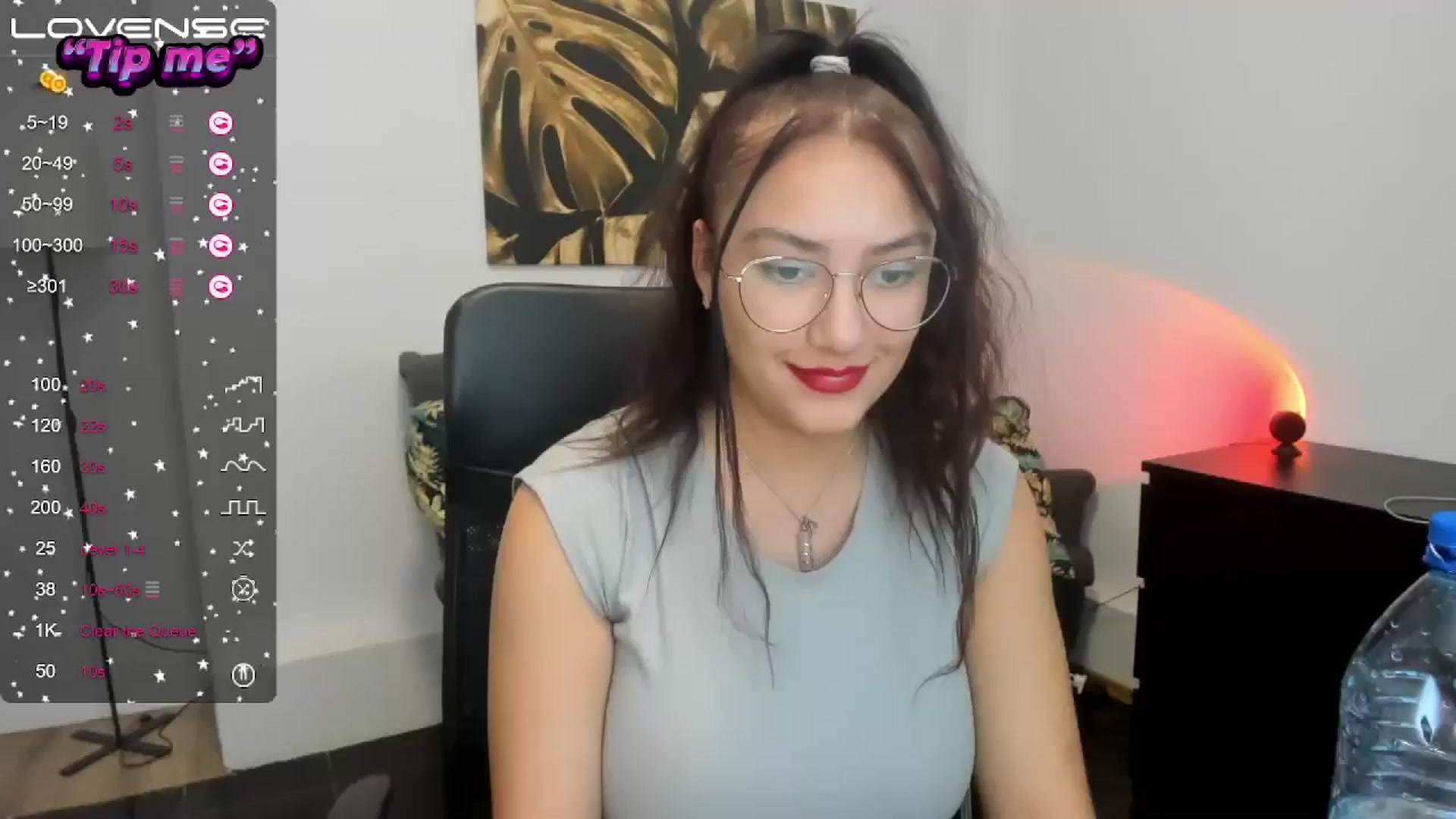Gallery image thumbnail from SunfLowerr's myfreecams stream on, 10/20/2024, 19:58 image 18 of 20