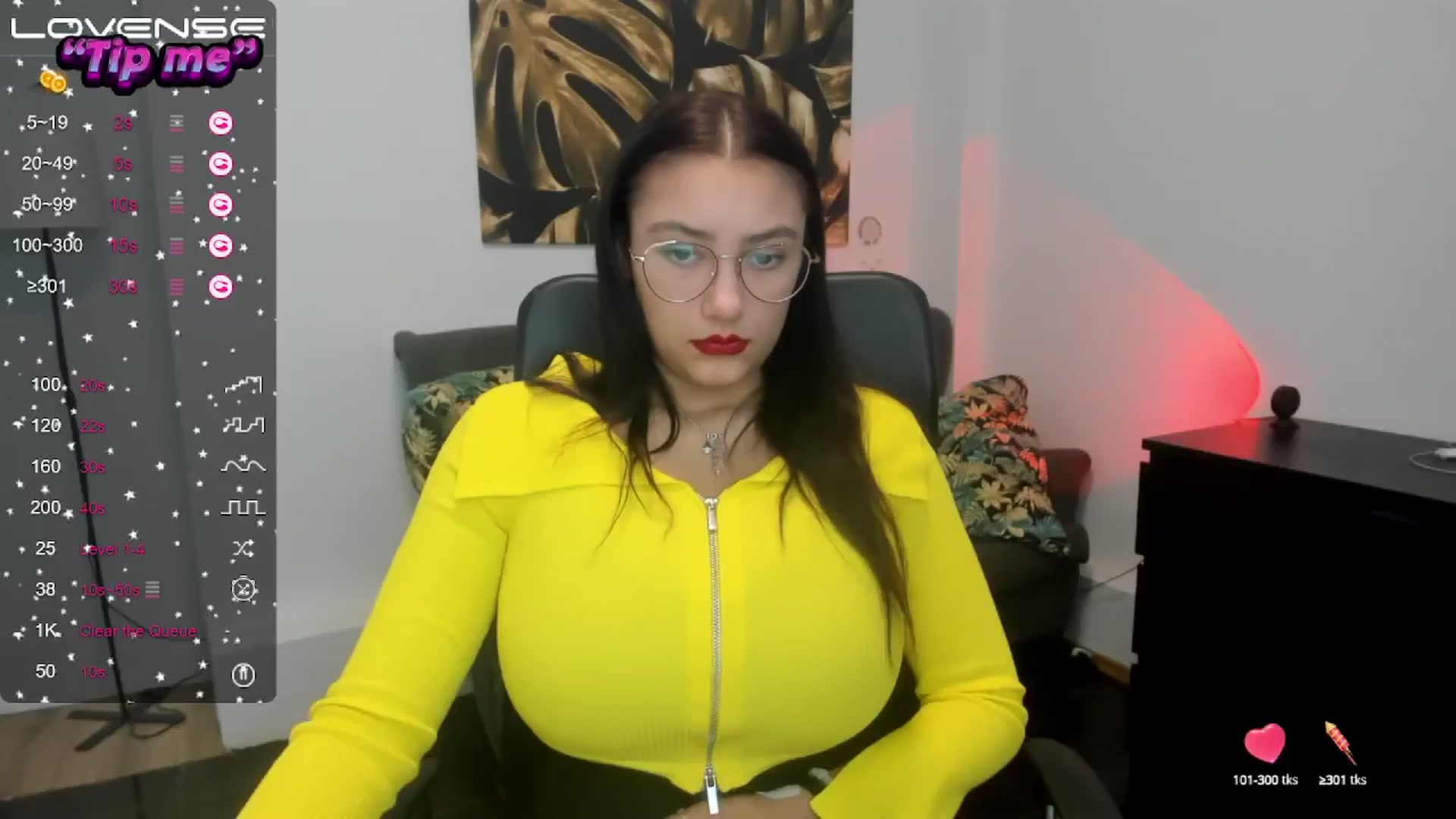 Gallery image thumbnail from SunfLowerr's myfreecams stream on, 10/21/2024, 16:14 image 8 of 20