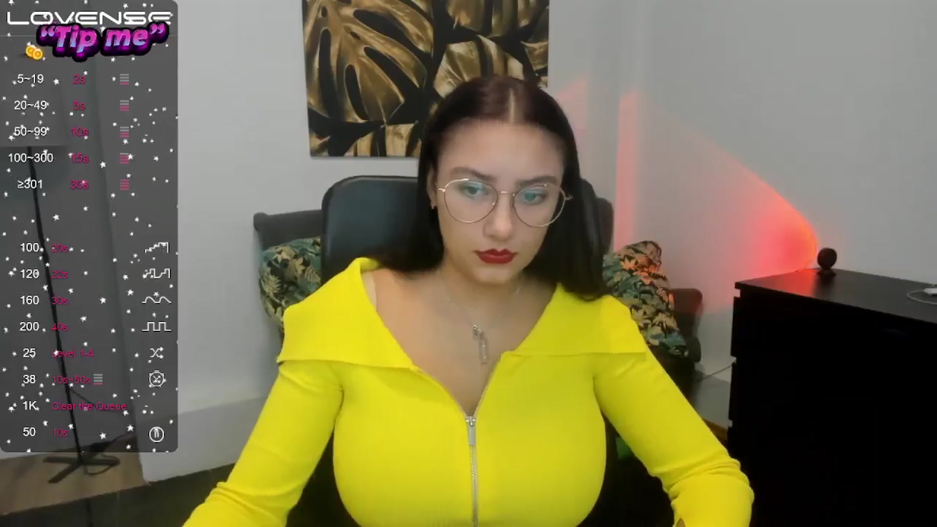 Gallery image thumbnail from SunfLowerr's myfreecams stream on, 10/21/2024, 17:05 image 4 of 20