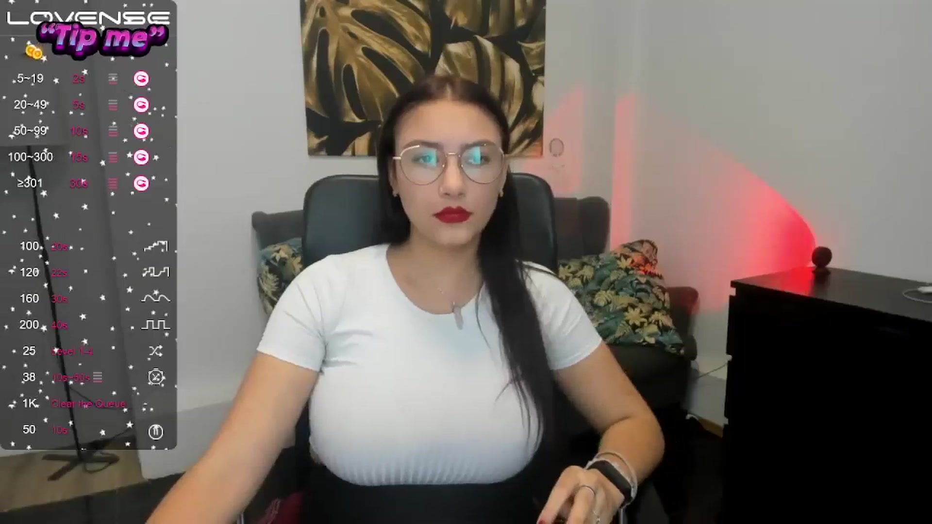 Gallery image thumbnail from SunfLowerr's myfreecams stream on, 10/21/2024, 18:05 image 6 of 20