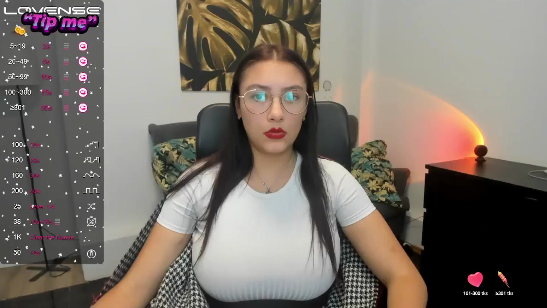 Gallery image thumbnail from SunfLowerr's myfreecams stream on, 10/21/2024, 19:14 image 1 of 20