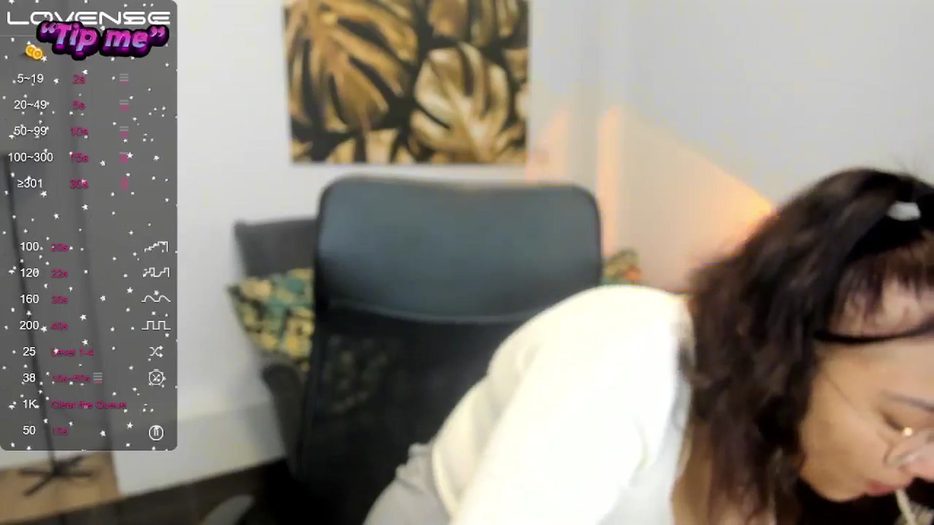 Gallery image thumbnail from SunfLowerr's myfreecams stream on, 10/22/2024, 13:08 image 2 of 20