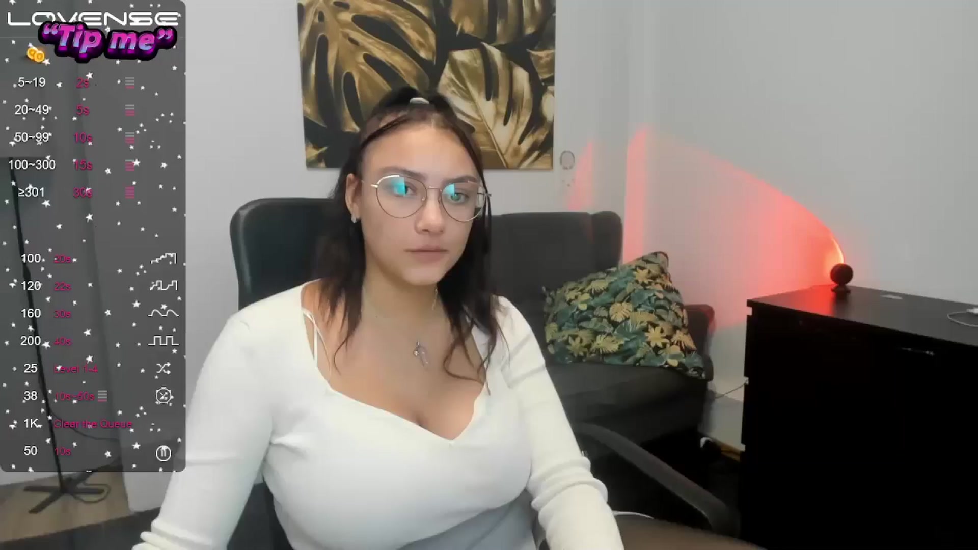 Gallery image thumbnail from SunfLowerr's myfreecams stream on, 10/22/2024, 18:09 image 10 of 20