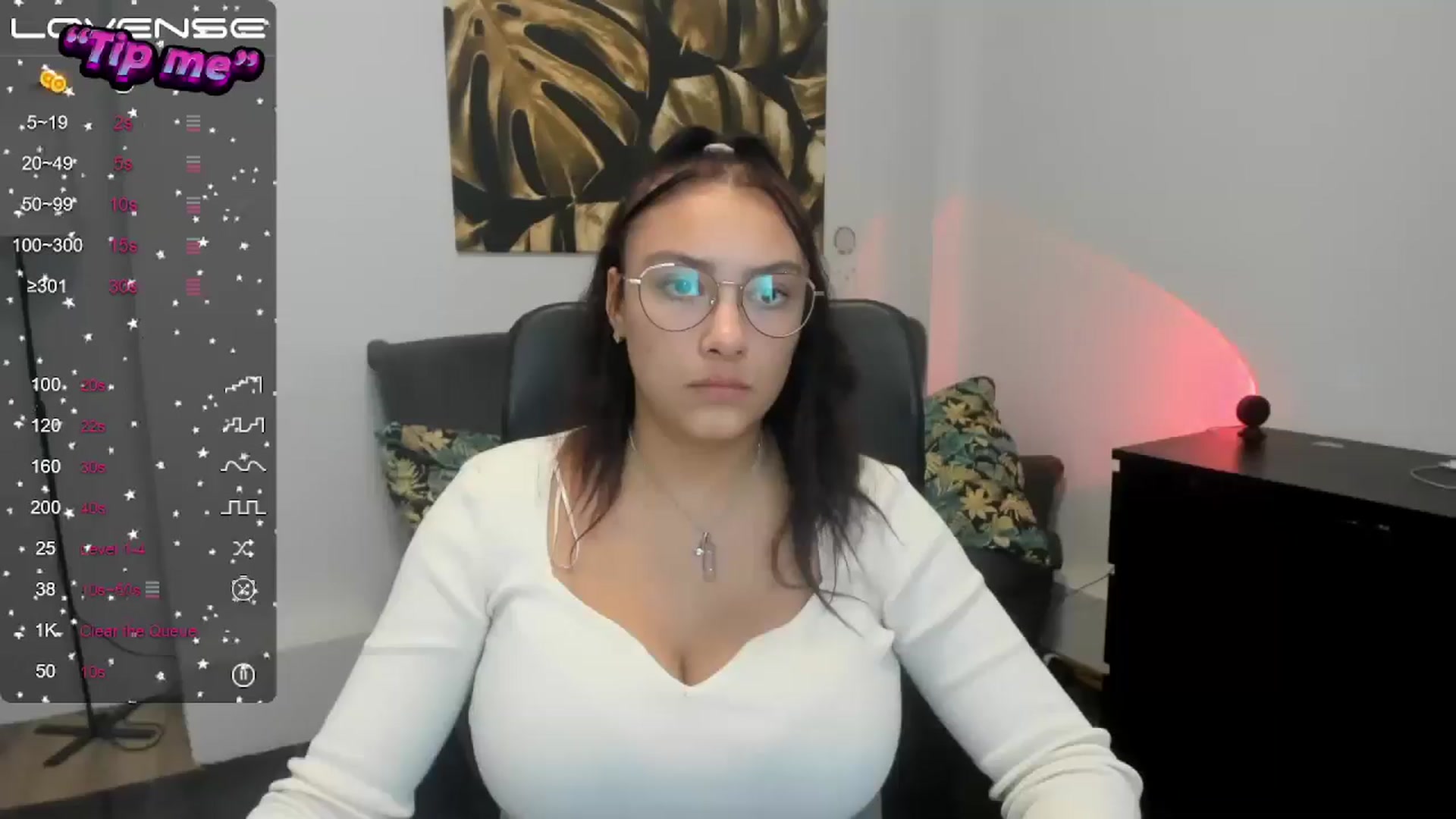 Gallery image thumbnail from SunfLowerr's myfreecams stream on, 10/22/2024, 18:09 image 2 of 20