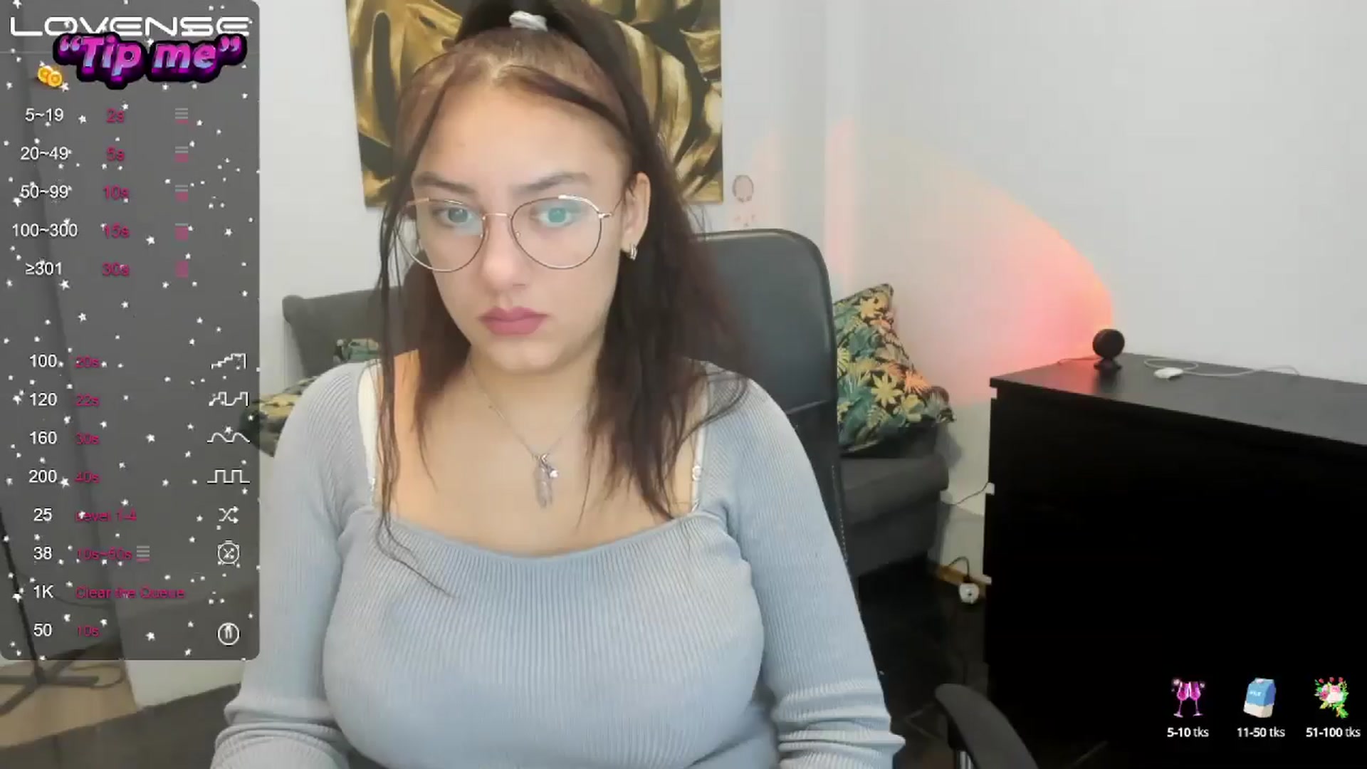 Gallery image thumbnail from SunfLowerr's myfreecams stream on, 10/24/2024, 12:50 image 17 of 20