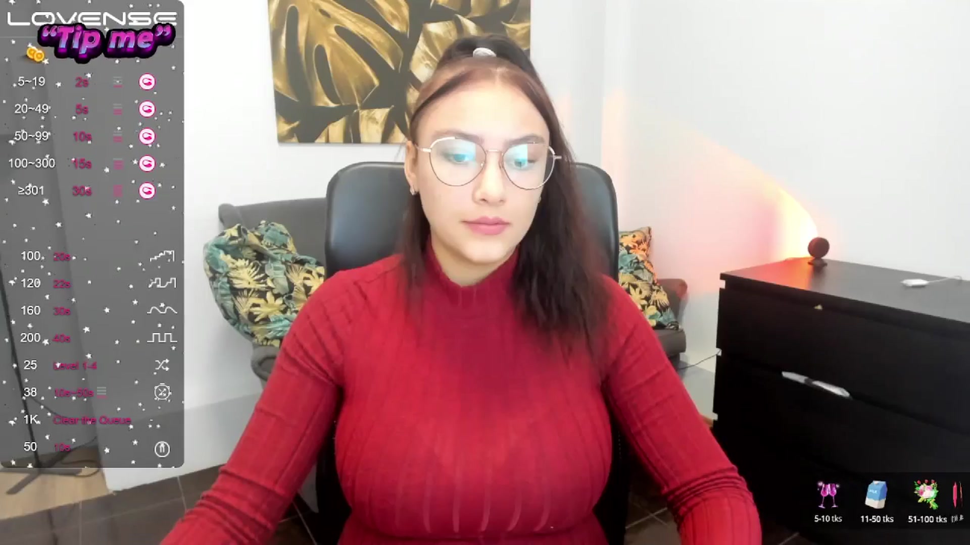 Gallery image thumbnail from SunfLowerr's myfreecams stream on, 10/25/2024, 14:05 image 9 of 20