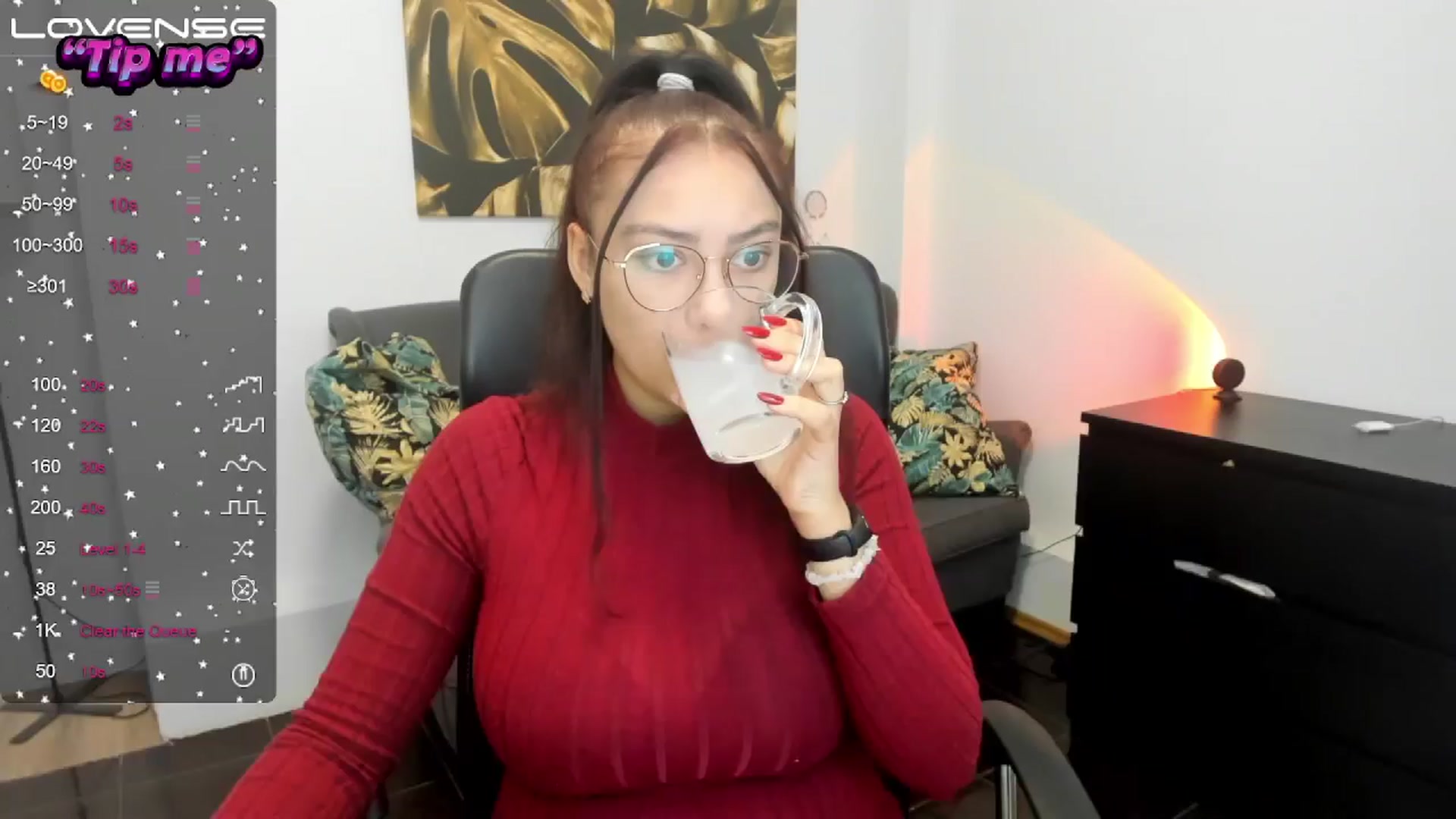 Gallery image thumbnail from SunfLowerr's myfreecams stream on, 10/25/2024, 14:05 image 1 of 20