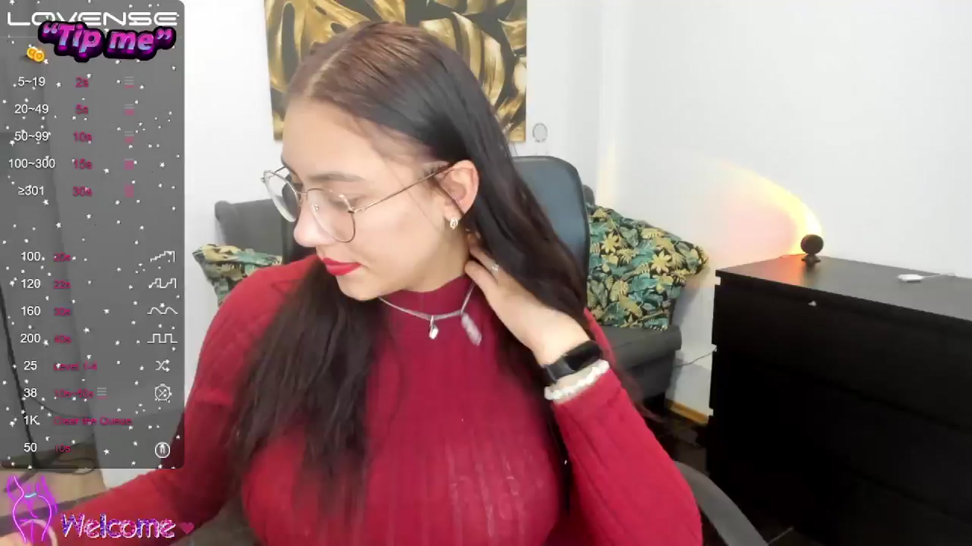 Gallery image thumbnail from SunfLowerr's myfreecams stream on, 10/25/2024, 19:50 image 1 of 20