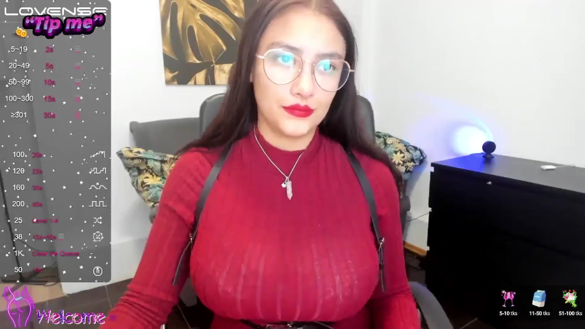 Gallery image thumbnail from SunfLowerr's myfreecams stream on, 10/25/2024, 19:50 image 5 of 20