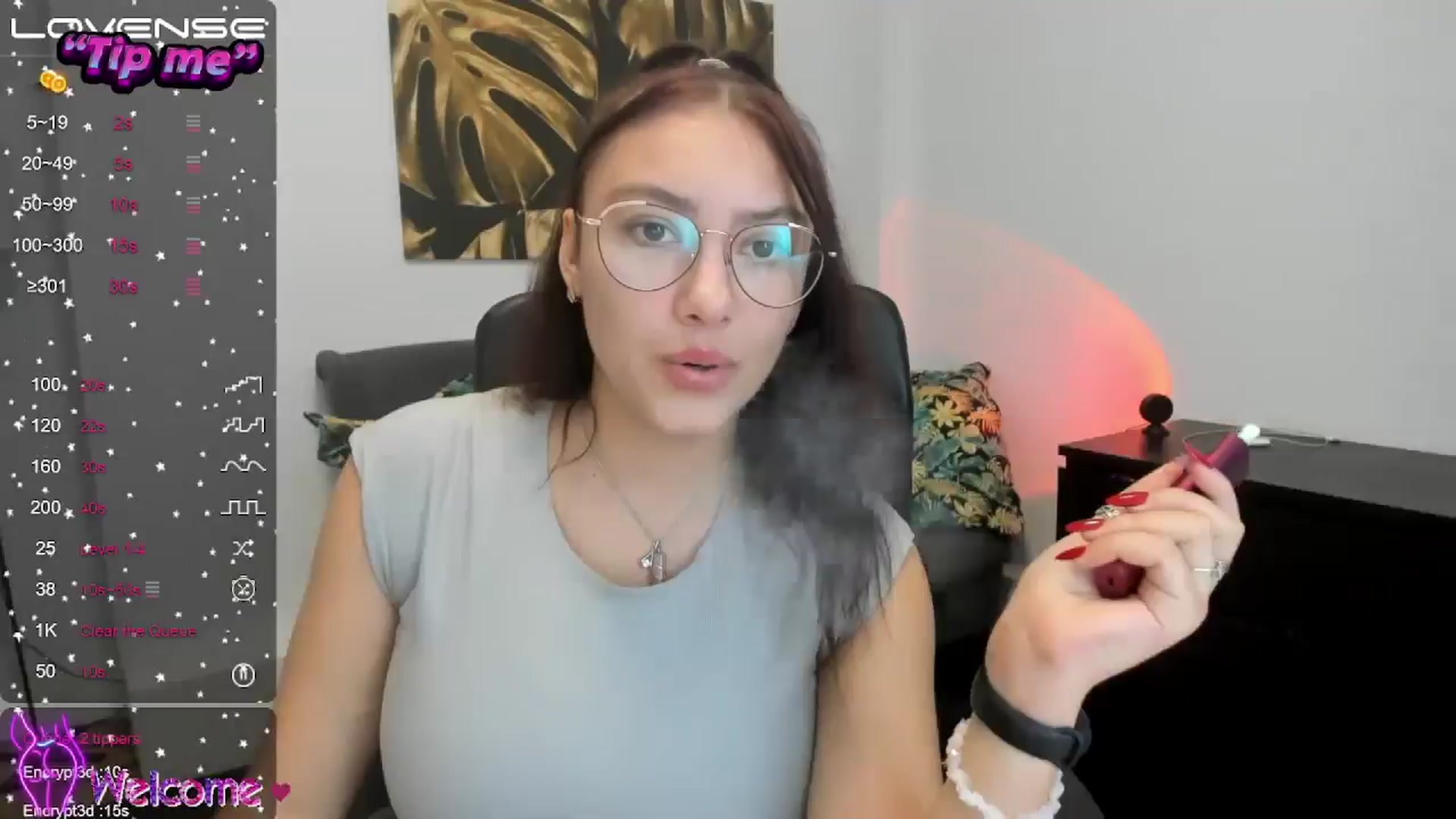 Gallery image thumbnail from SunfLowerr's myfreecams stream on, 10/29/2024, 16:48 image 15 of 20