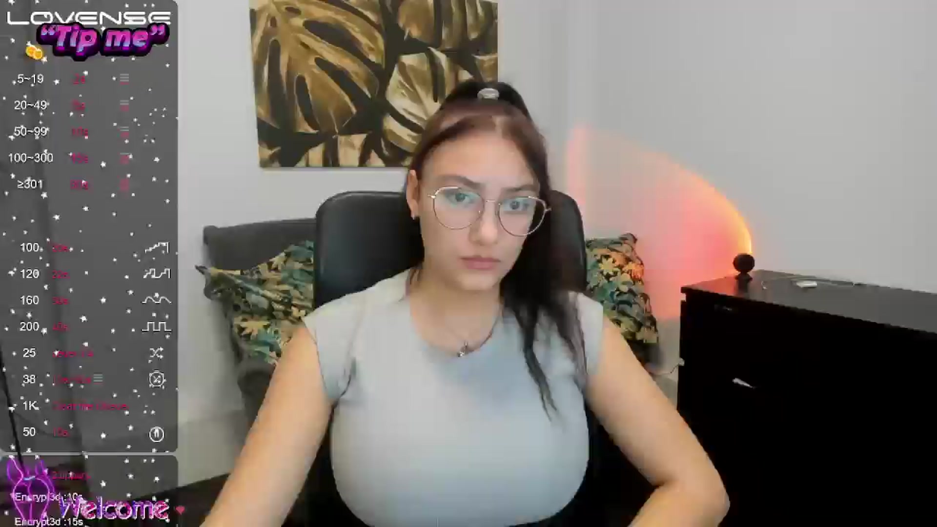 Gallery image thumbnail from SunfLowerr's myfreecams stream on, 10/29/2024, 16:48 image 14 of 20