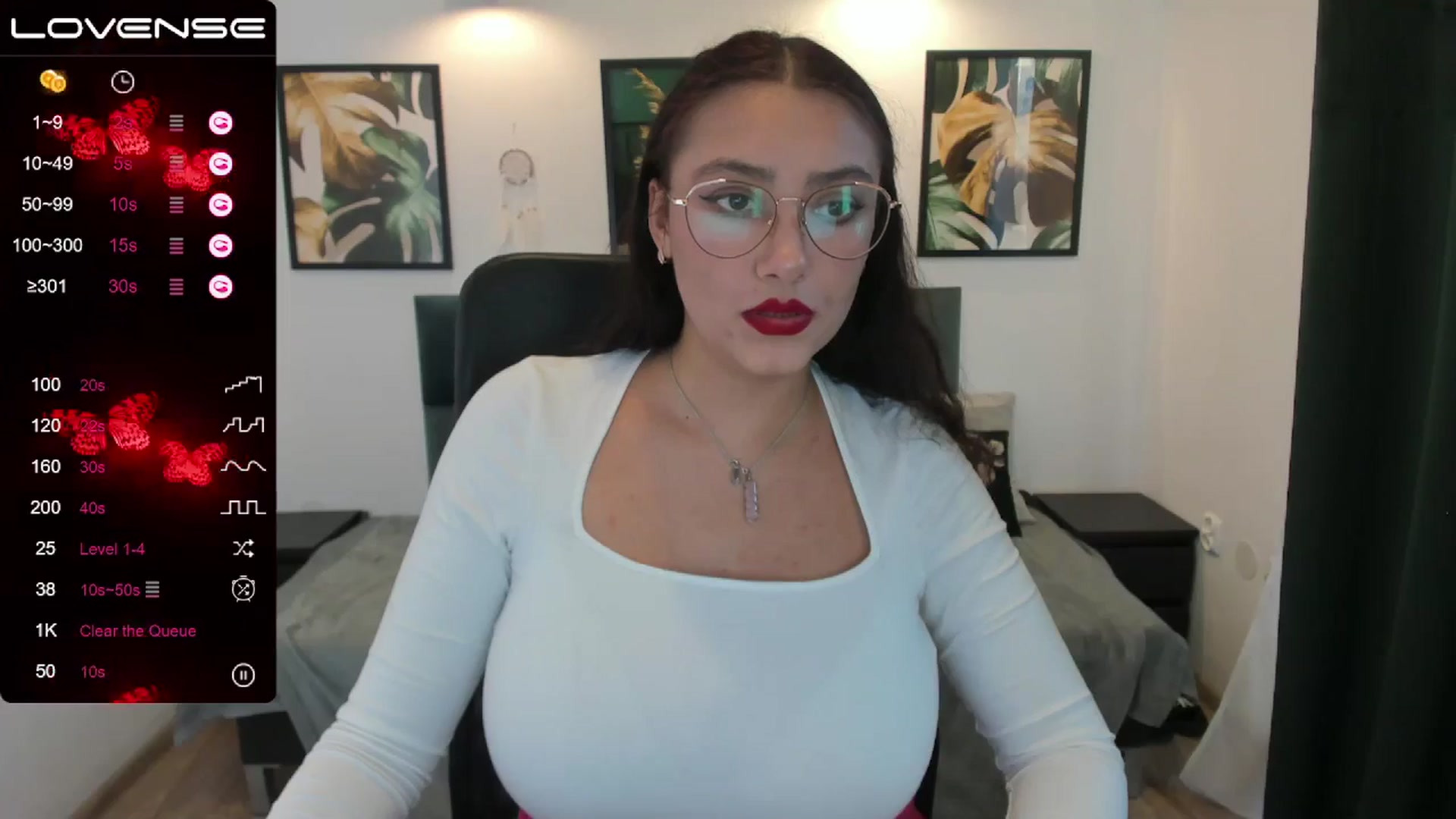 Gallery image thumbnail from SunfLowerr's myfreecams stream on, 11/02/2024, 14:45 image 19 of 20
