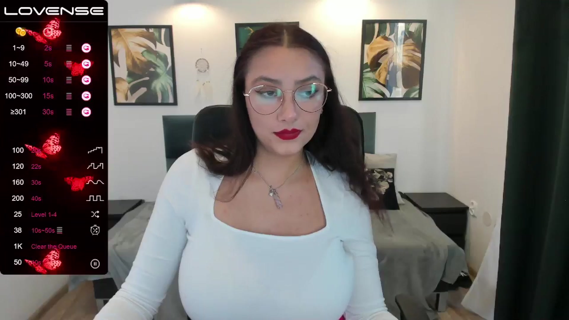 Gallery image thumbnail from SunfLowerr's myfreecams stream on, 11/02/2024, 14:45 image 16 of 20