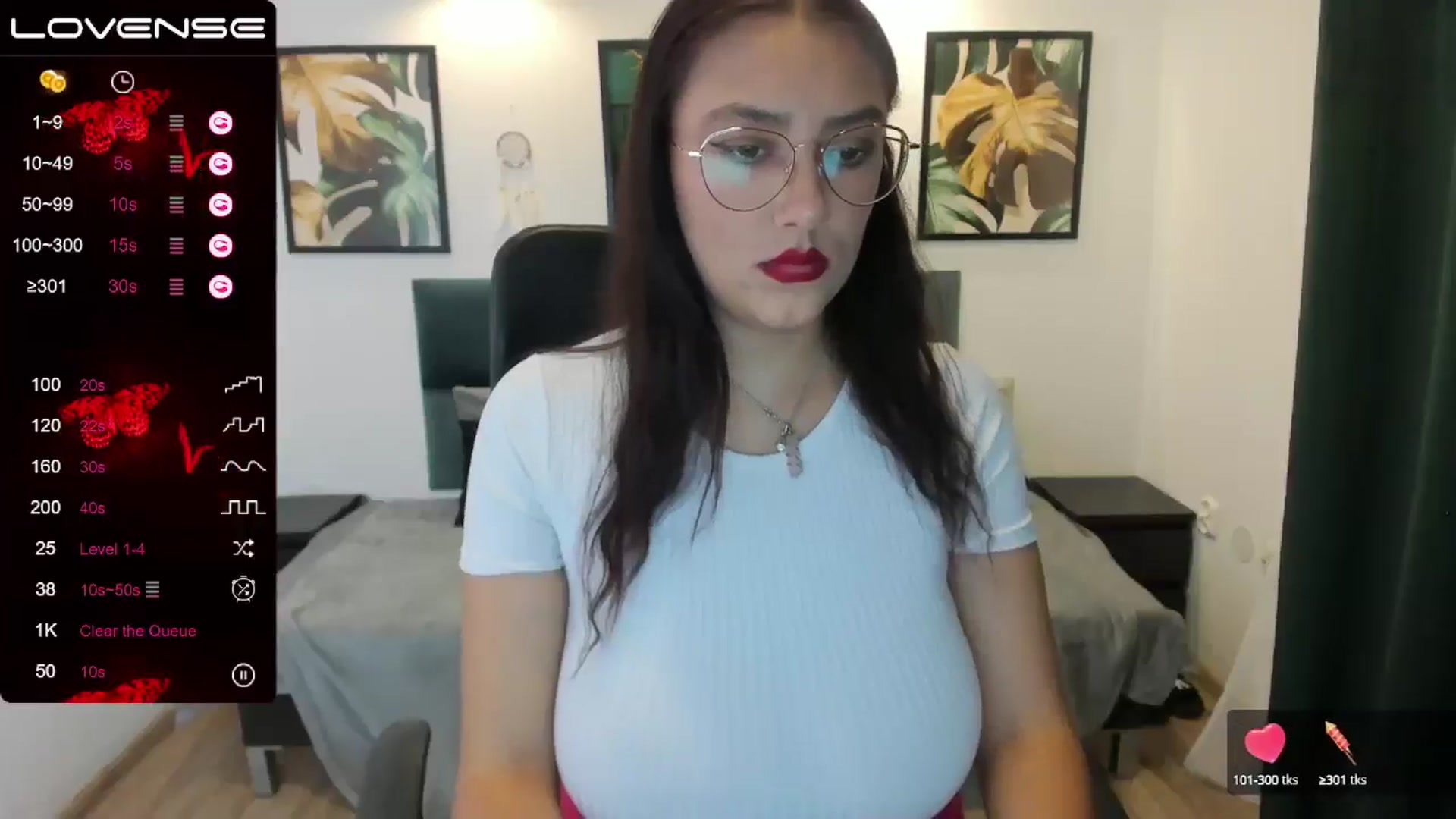 Gallery image thumbnail from SunfLowerr's myfreecams stream on, 11/02/2024, 16:12 image 15 of 20