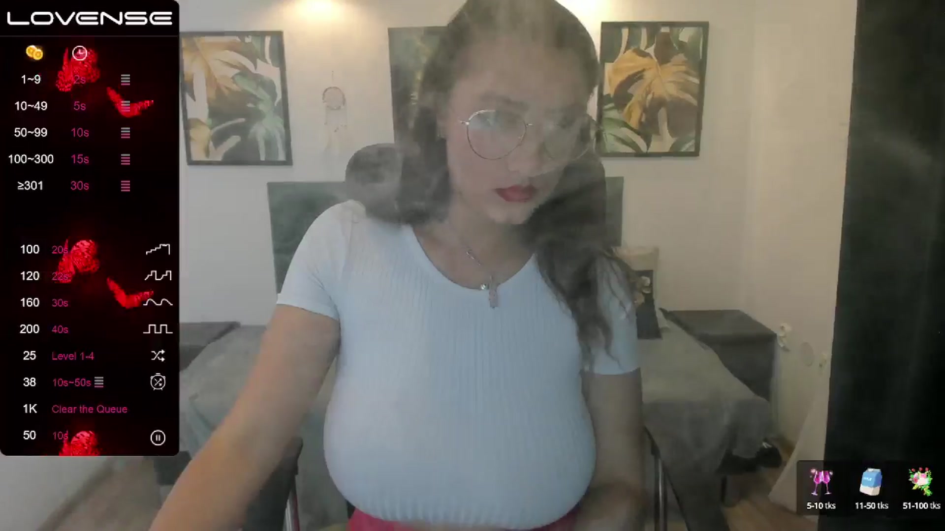 Gallery image thumbnail from SunfLowerr's myfreecams stream on, 11/02/2024, 16:12 image 20 of 20