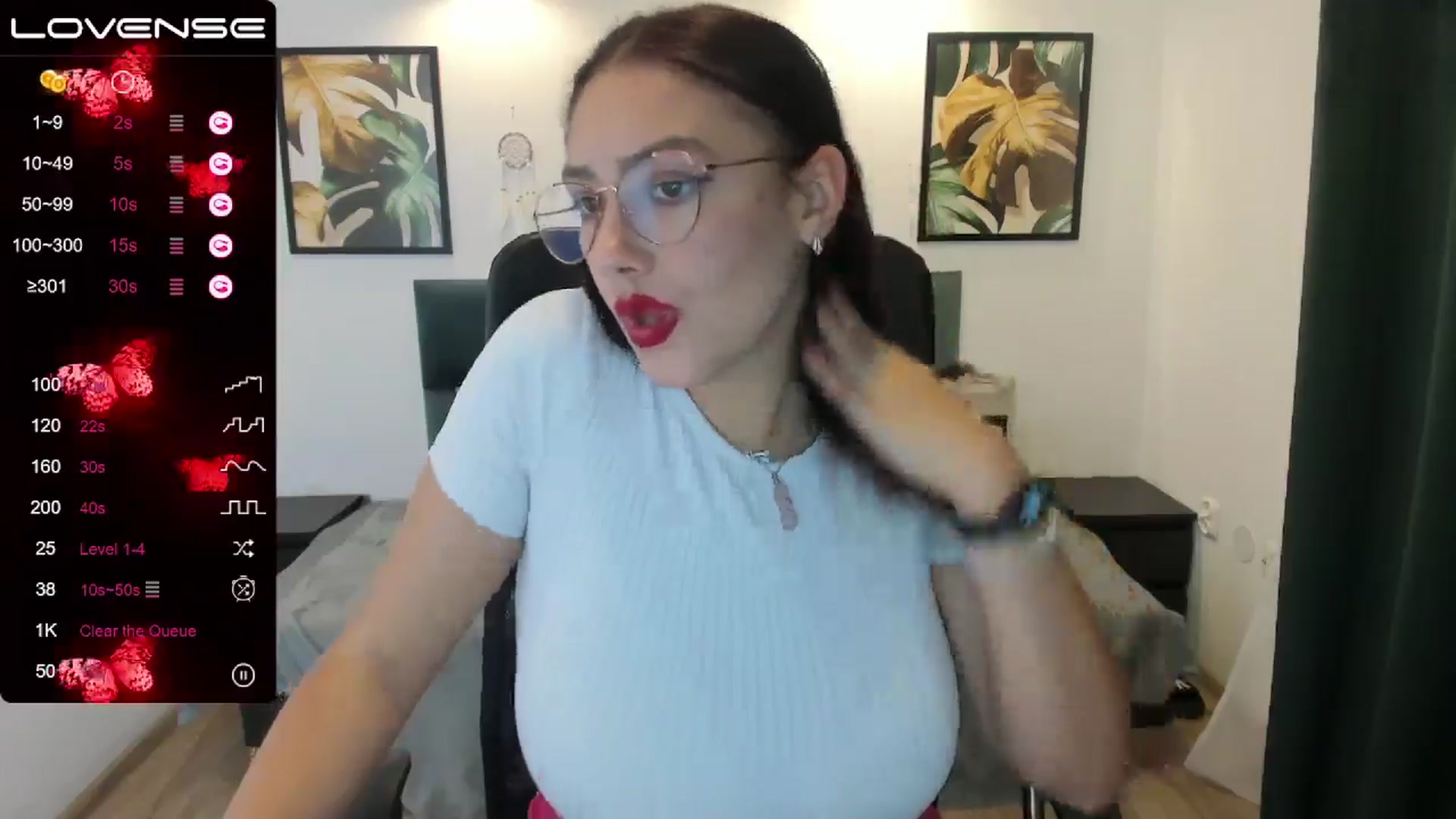 Gallery image thumbnail from SunfLowerr's myfreecams stream on, 11/02/2024, 16:12 image 13 of 20