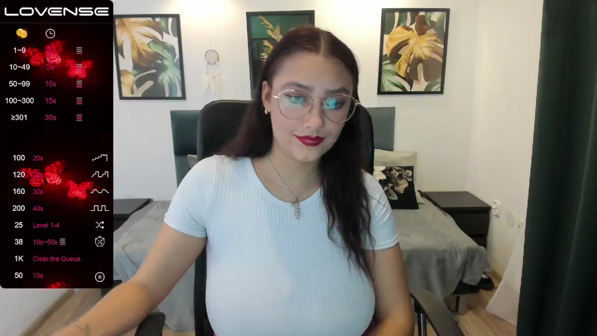 Gallery image thumbnail from SunfLowerr's myfreecams stream on, 11/02/2024, 17:44 image 5 of 20