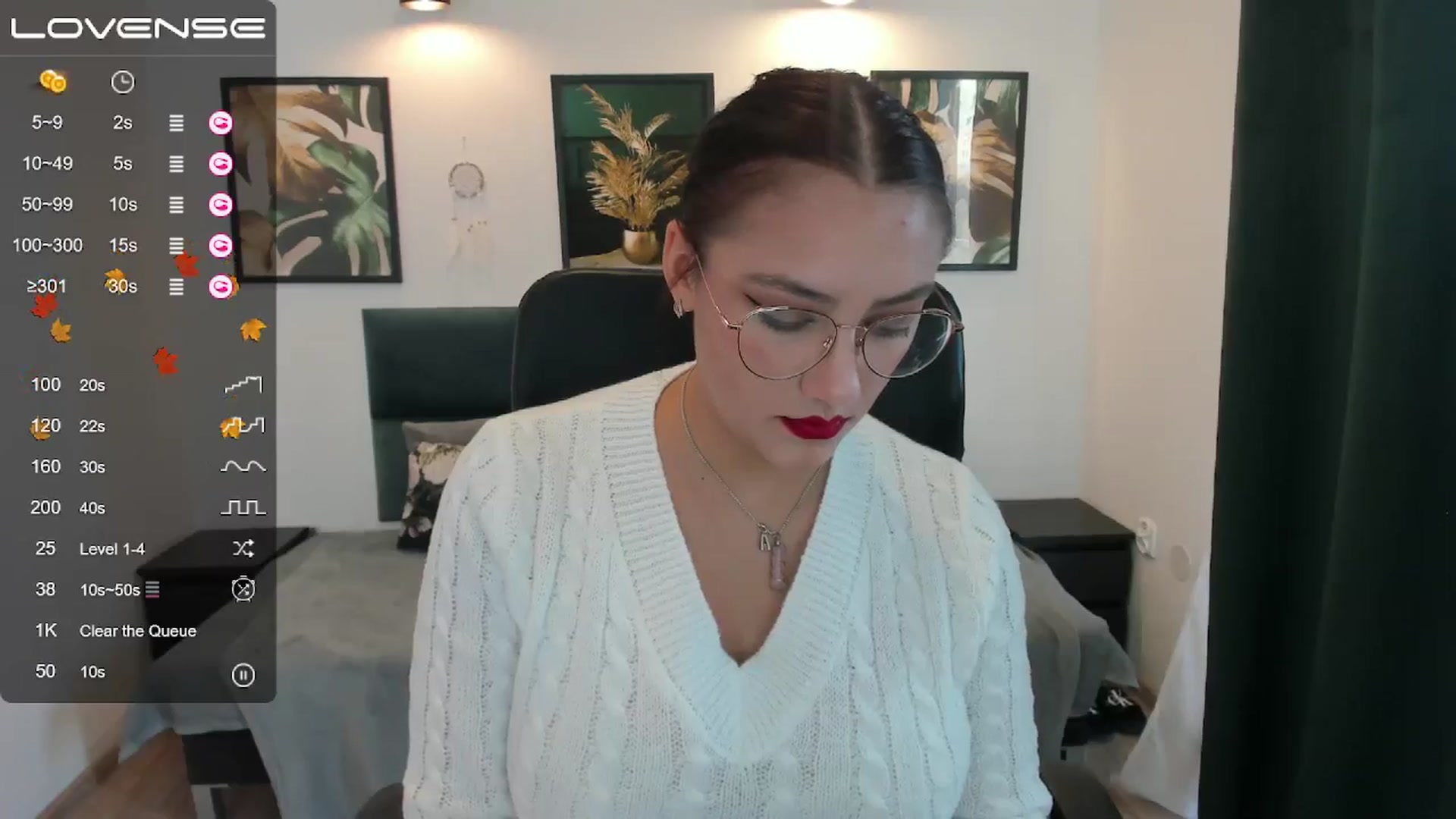 Gallery image thumbnail from SunfLowerr's myfreecams stream on, 11/03/2024, 12:55 image 20 of 20
