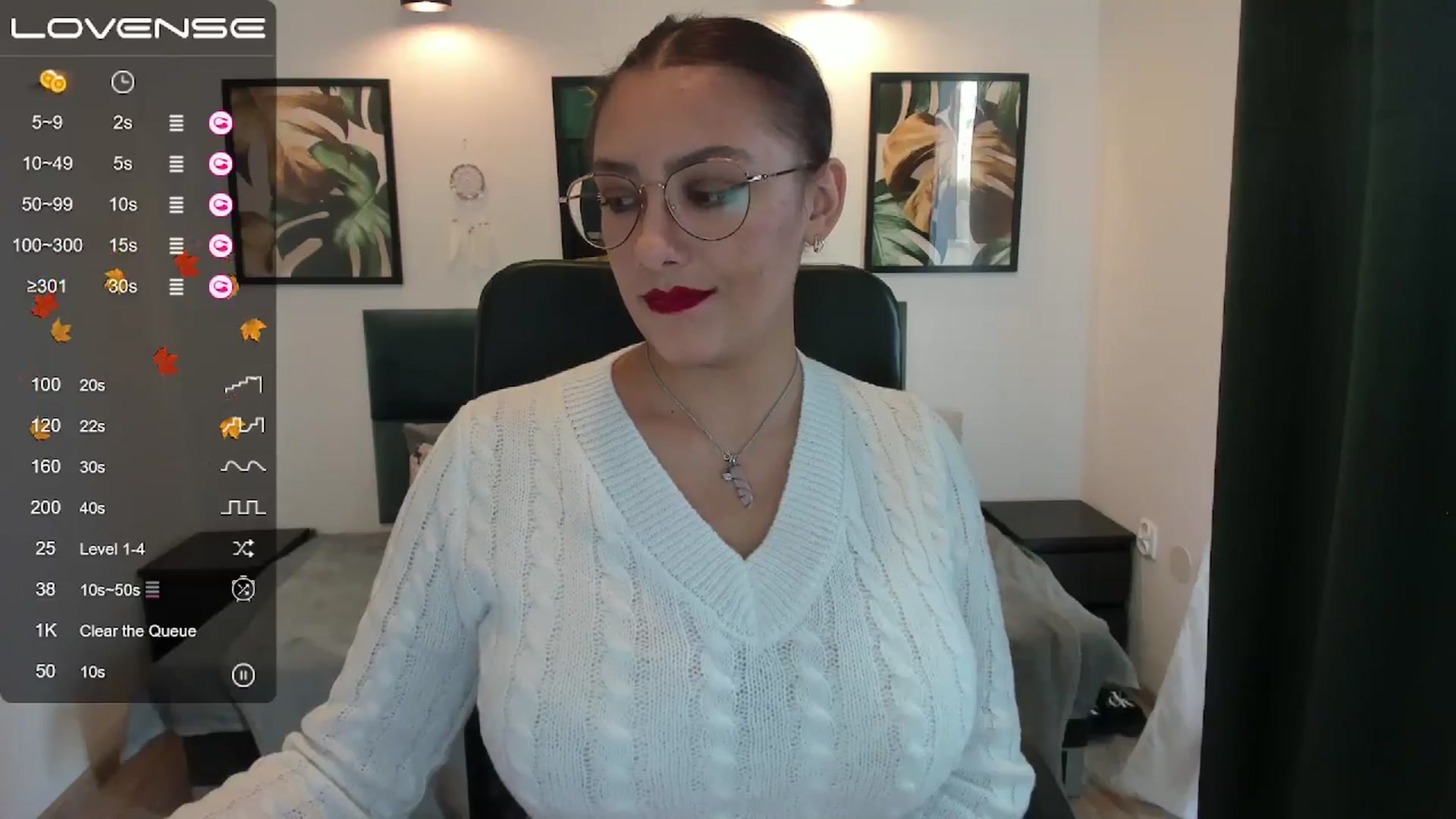 Gallery image thumbnail from SunfLowerr's myfreecams stream on, 11/03/2024, 12:55 image 8 of 20