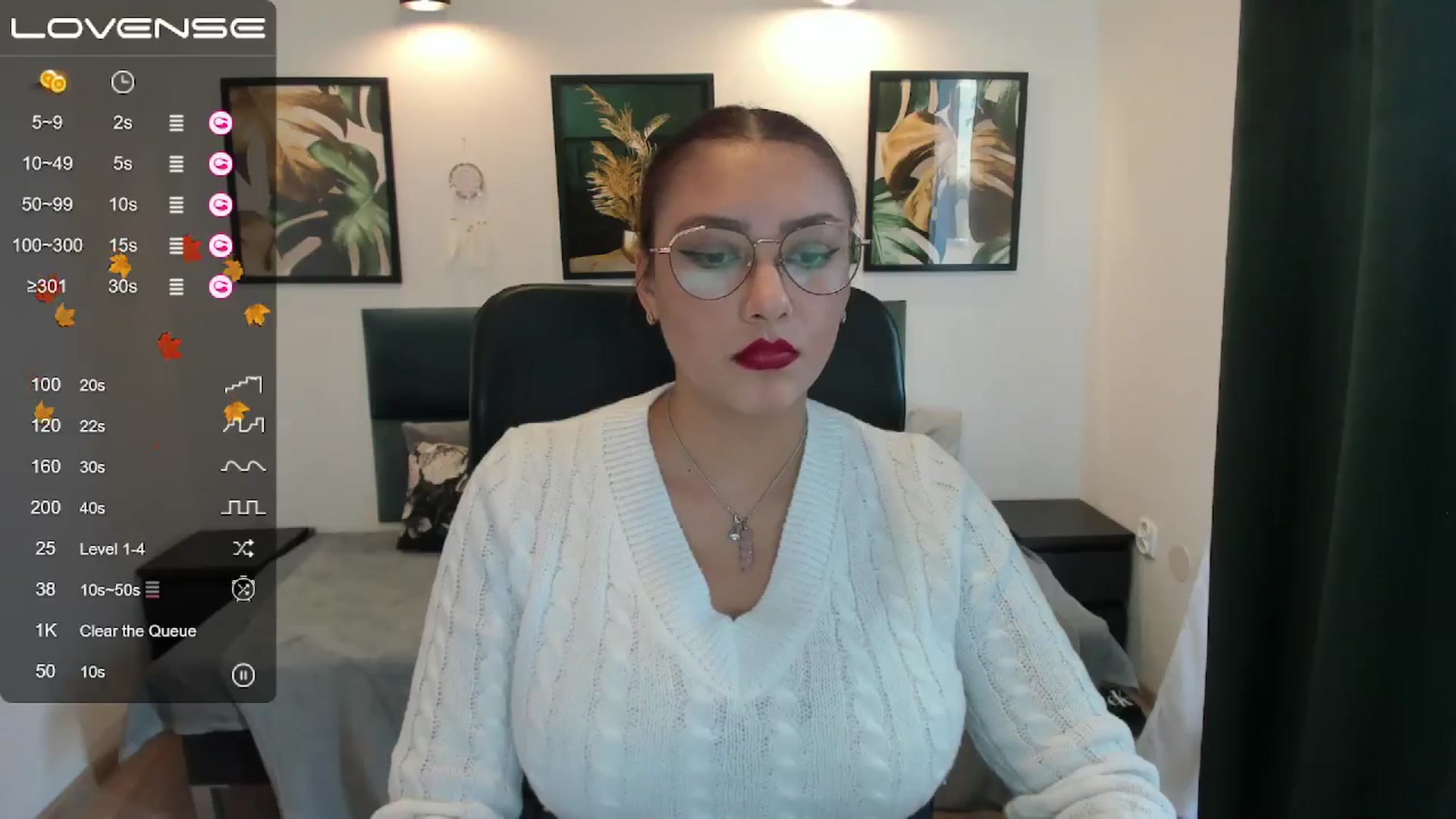 Gallery image thumbnail from SunfLowerr's myfreecams stream on, 11/03/2024, 12:55 image 16 of 20