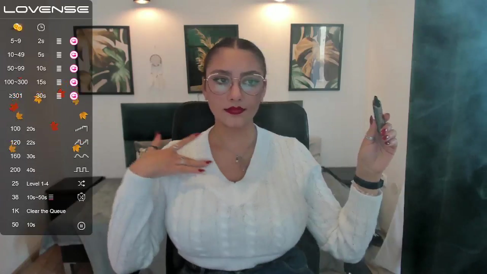 Gallery image thumbnail from SunfLowerr's myfreecams stream on, 11/03/2024, 12:55 image 19 of 20