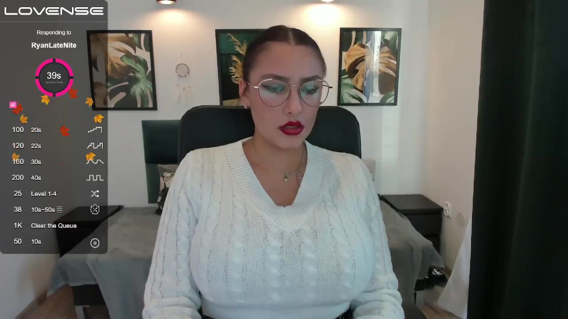 Gallery image thumbnail from SunfLowerr's myfreecams stream on, 11/03/2024, 13:59 image 5 of 20