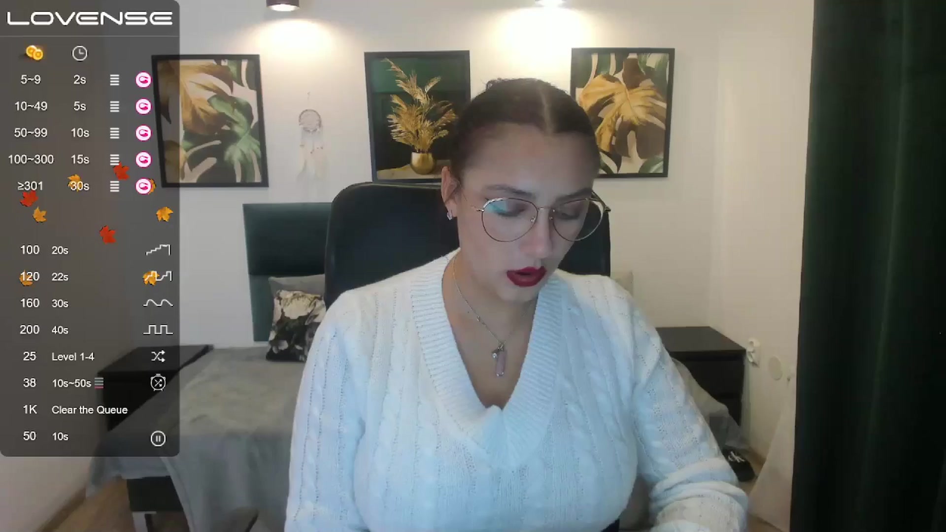 Gallery image thumbnail from SunfLowerr's myfreecams stream on, 11/03/2024, 16:07 image 17 of 20