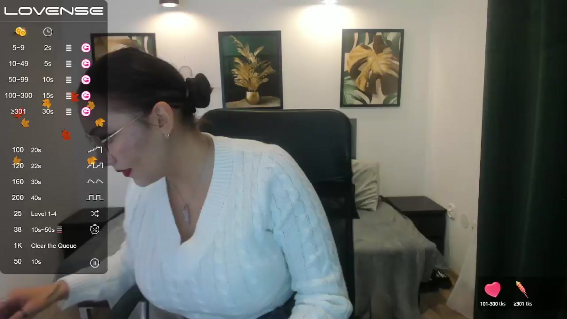 Gallery image thumbnail from SunfLowerr's myfreecams stream on, 11/03/2024, 16:07 image 9 of 20