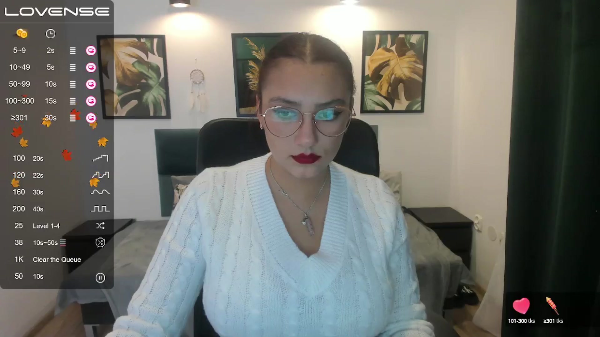 Gallery image thumbnail from SunfLowerr's myfreecams stream on, 11/03/2024, 16:07 image 8 of 20